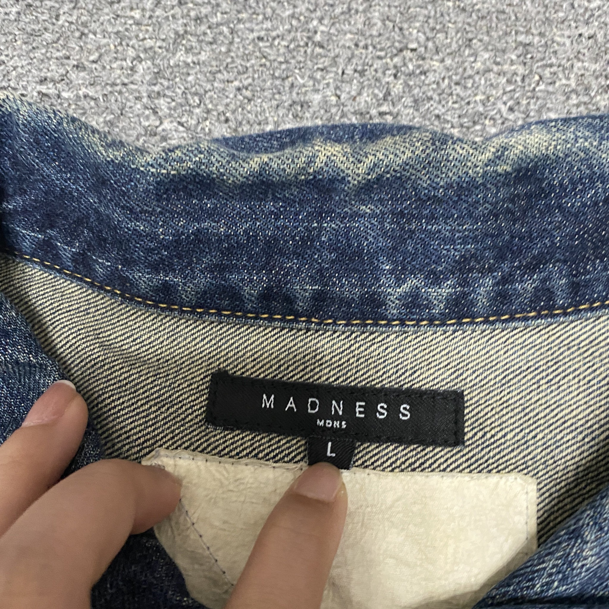 MADNESS 19SS Denim Jacket — label