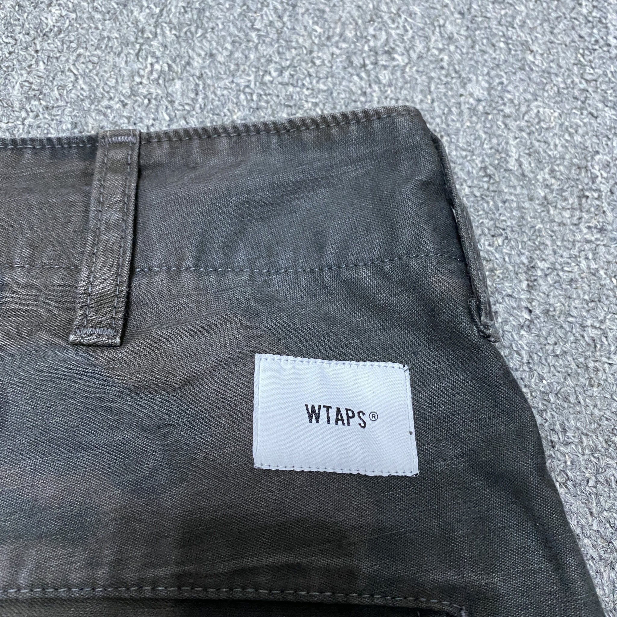 WTAPS 20SS Camo Cargo Shorts — label
