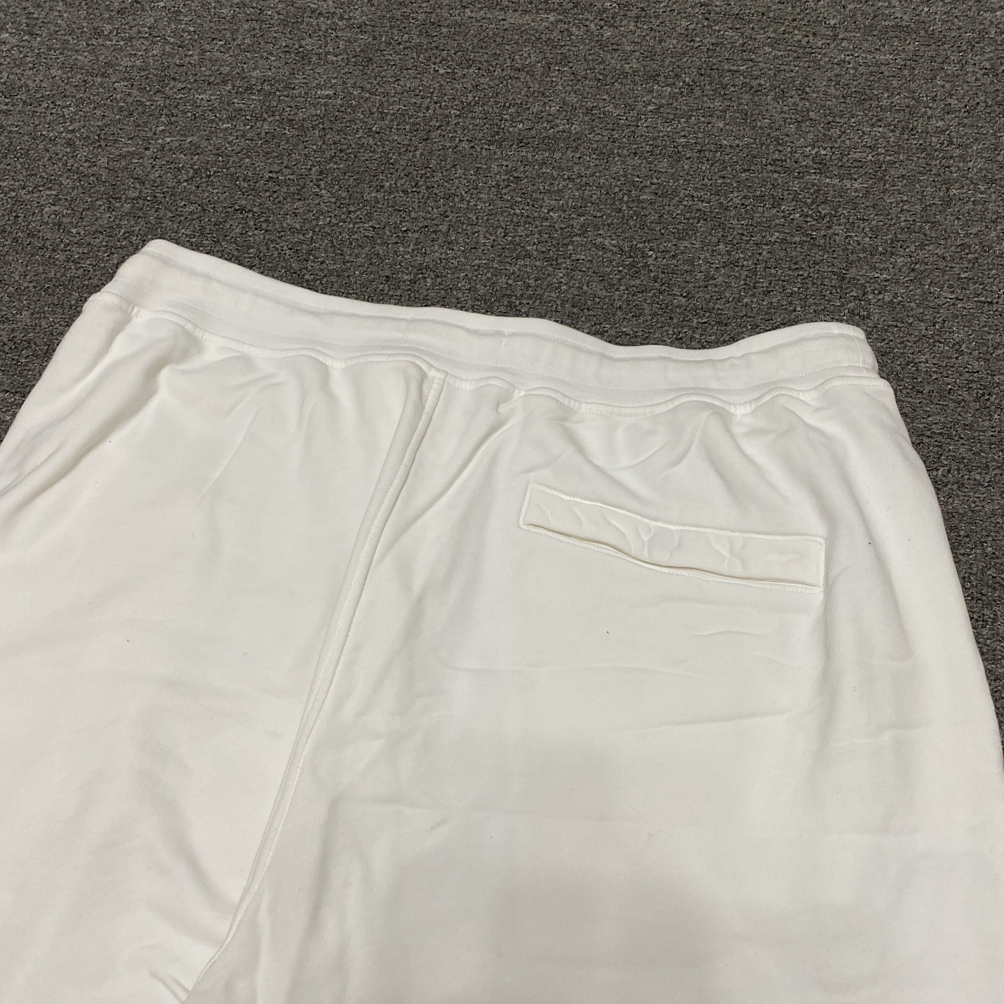 Stone Island 23SS Pocket Shorts — label
