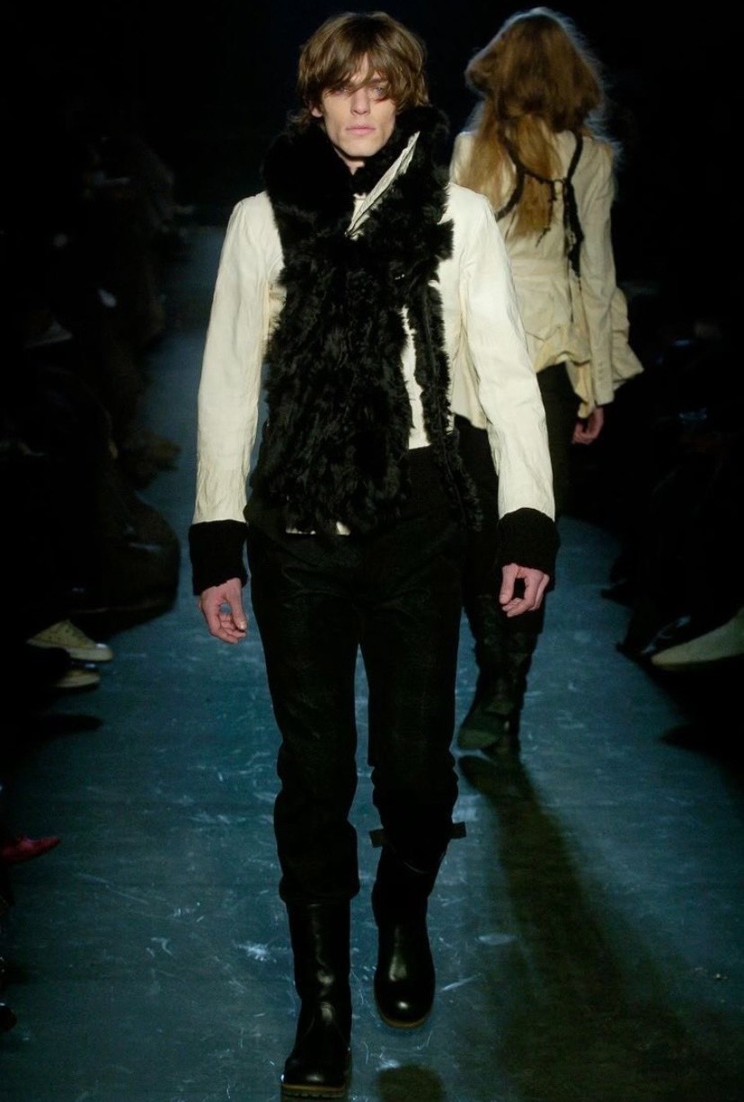 Ann Demeulemeester 2005 Fall Scarf — front