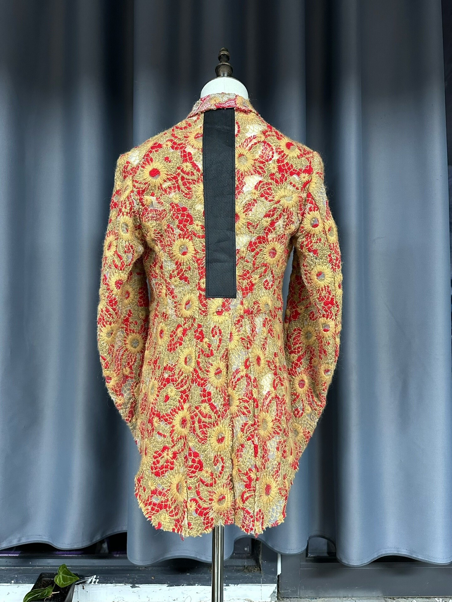 Comme des Garçons Red Gold Crochet Jacket — front