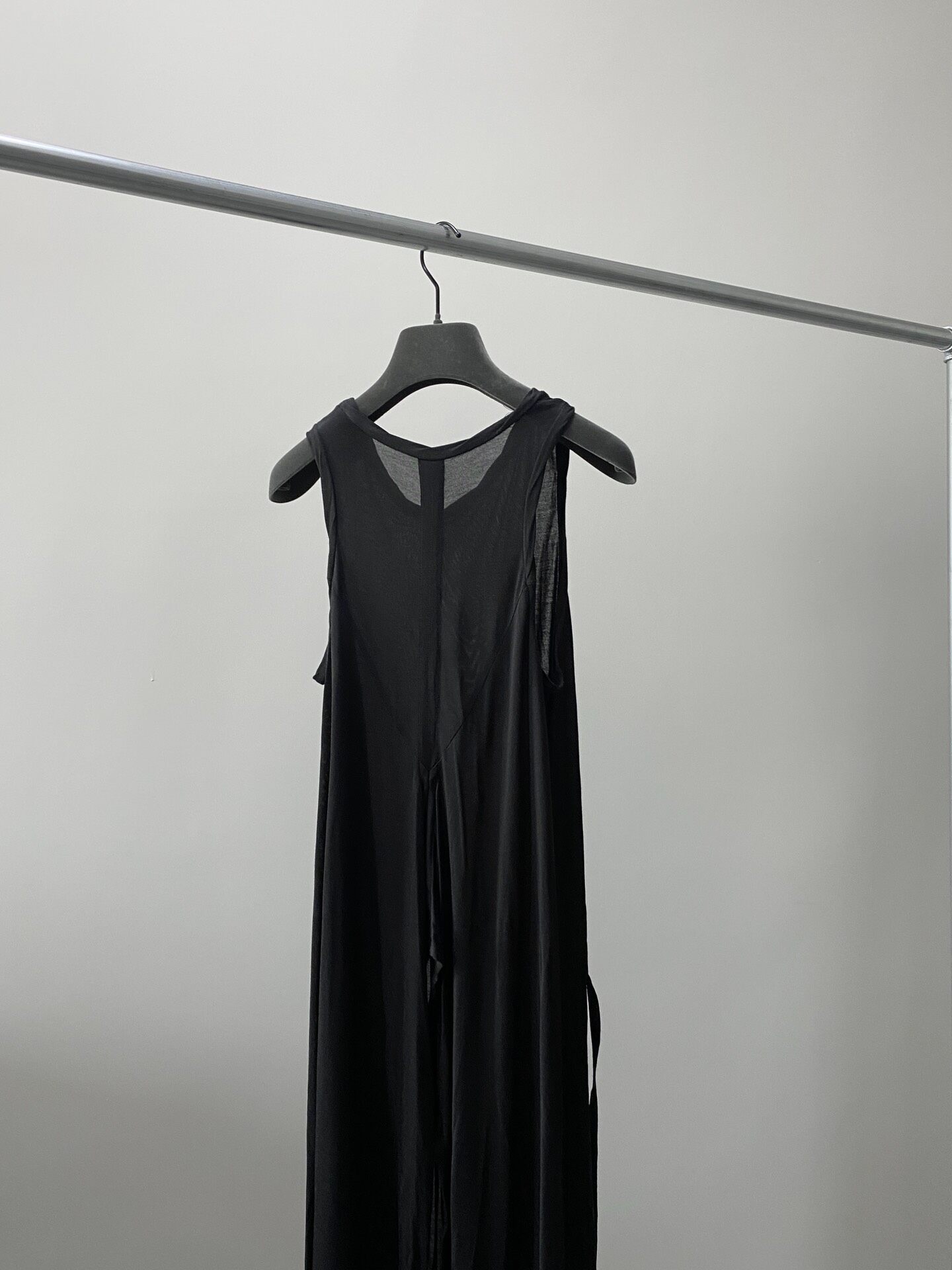 Ann Demeulemeester Sleeveless Slit Dress — label