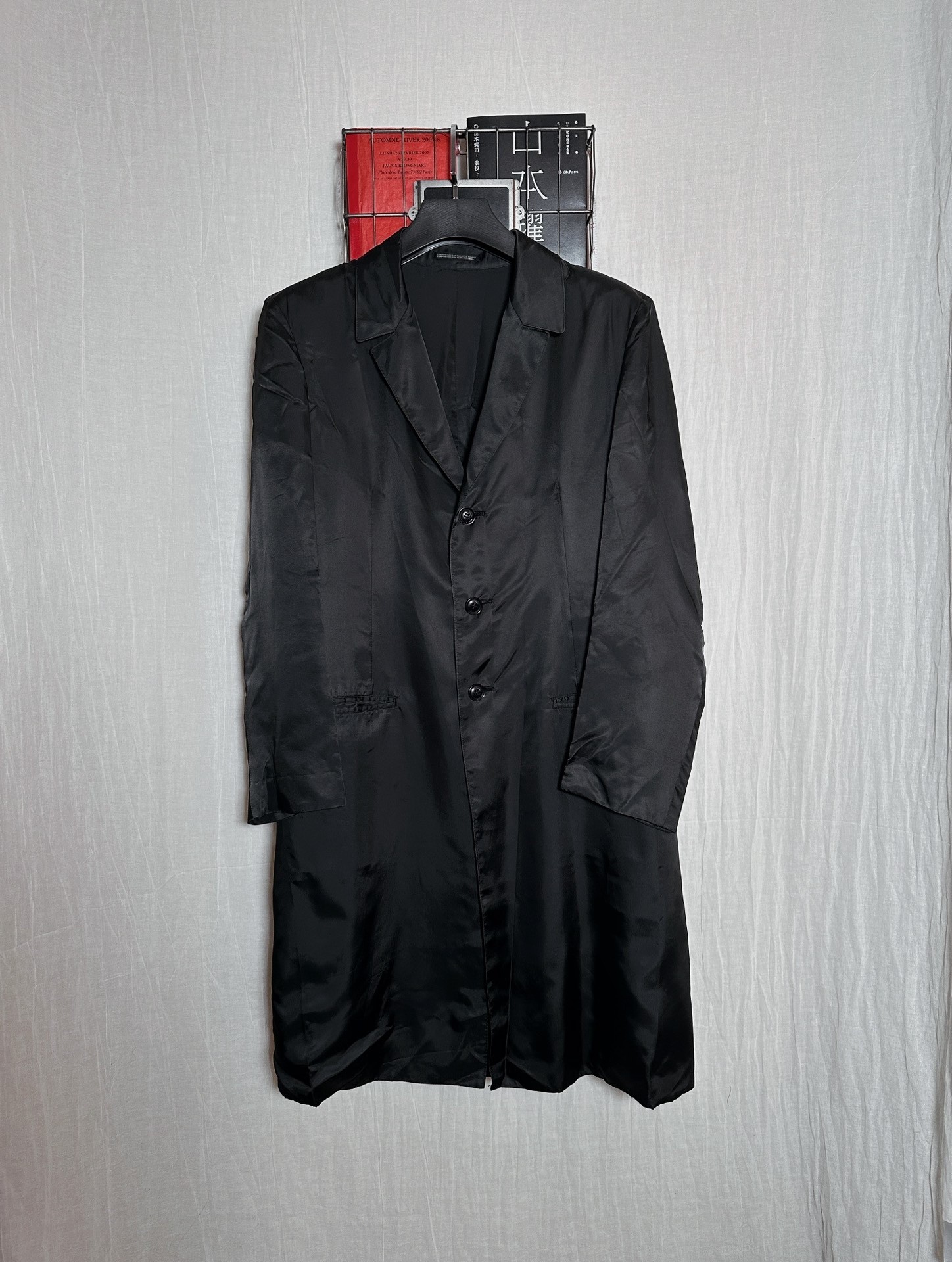 Yohji Yamamoto Staff Coat Replica — detail