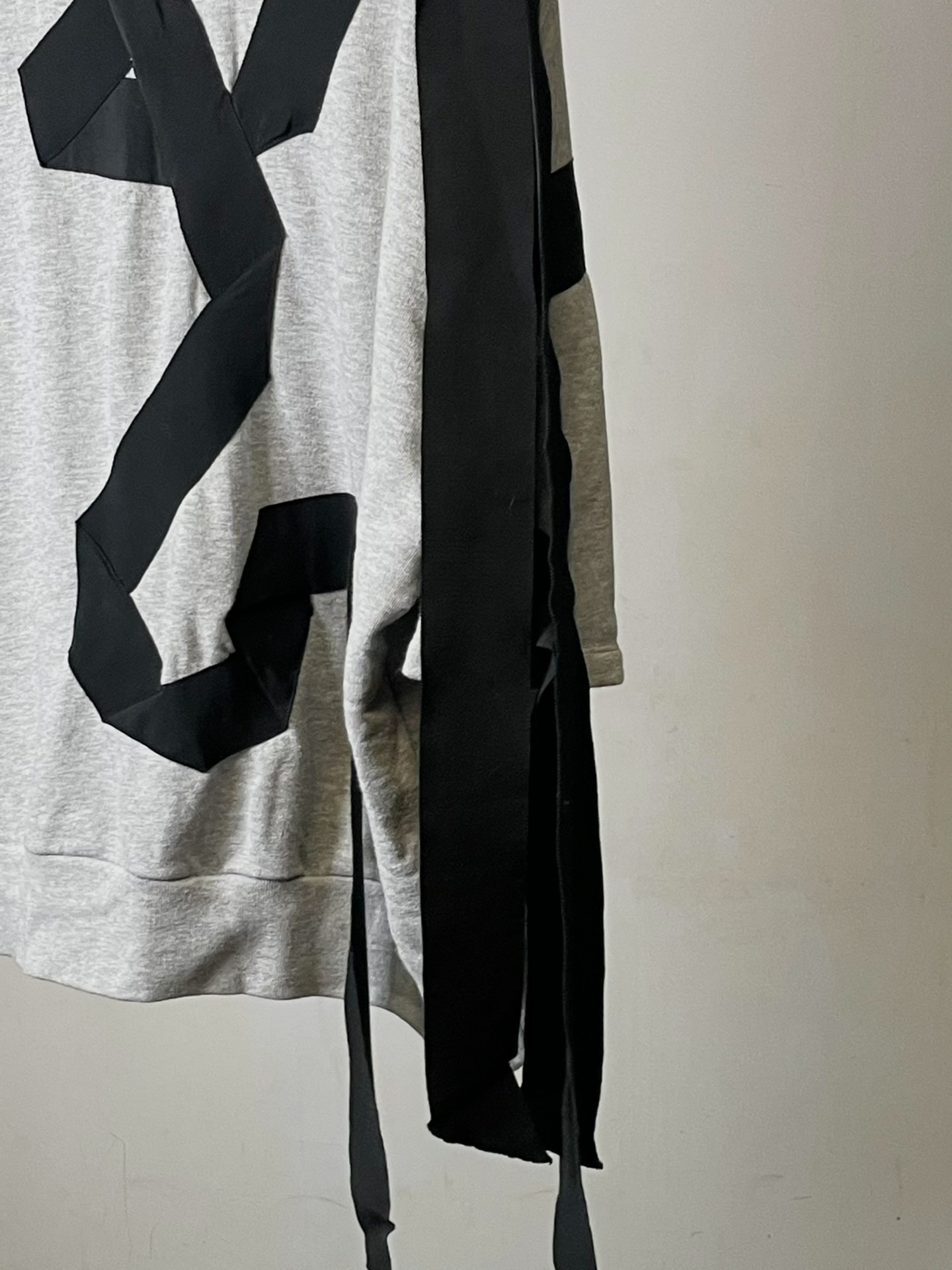 Dries Van Noten S/S20 Ribbon Sweatshirt — label