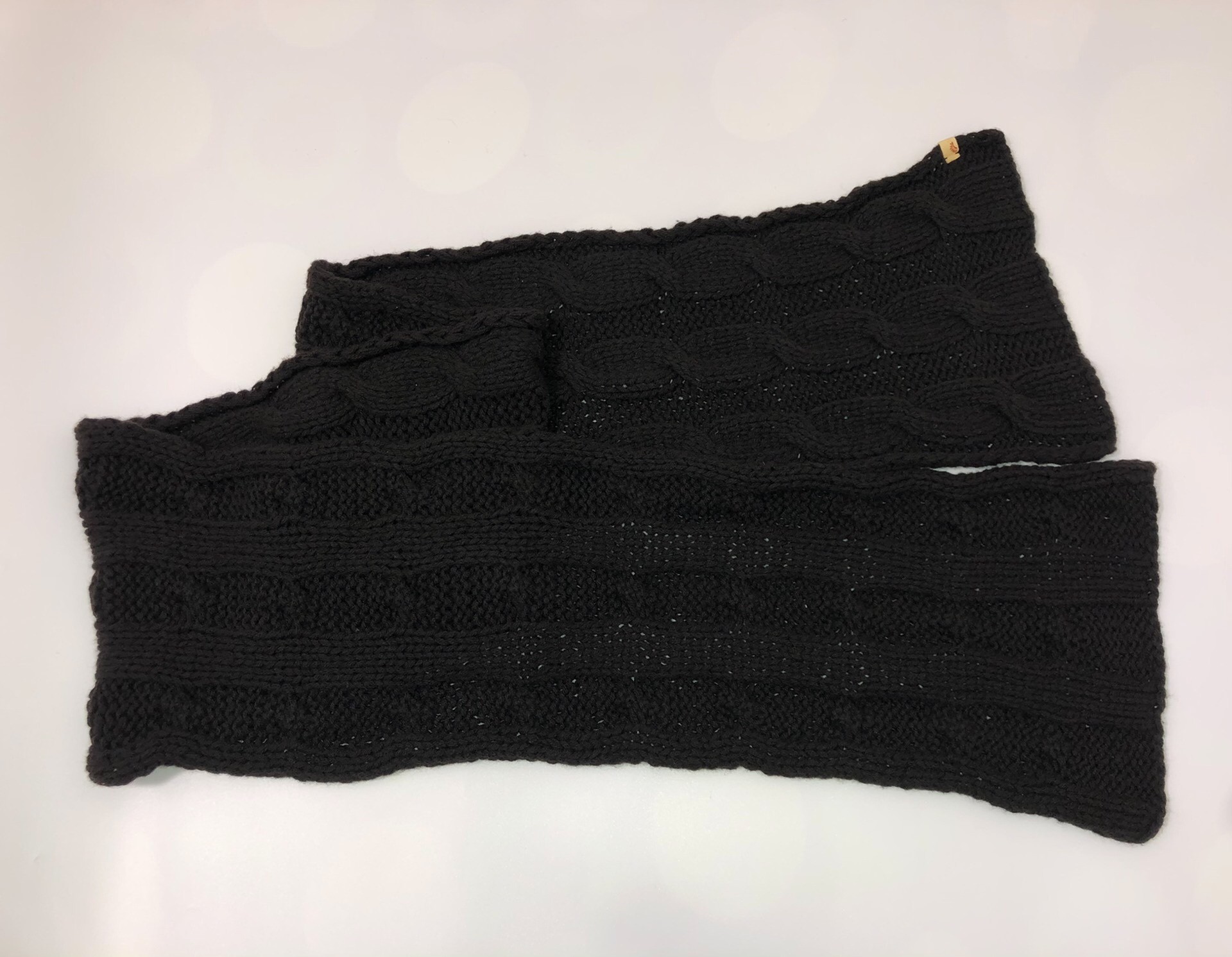 visvim Yak Wool Knit Scarf — label