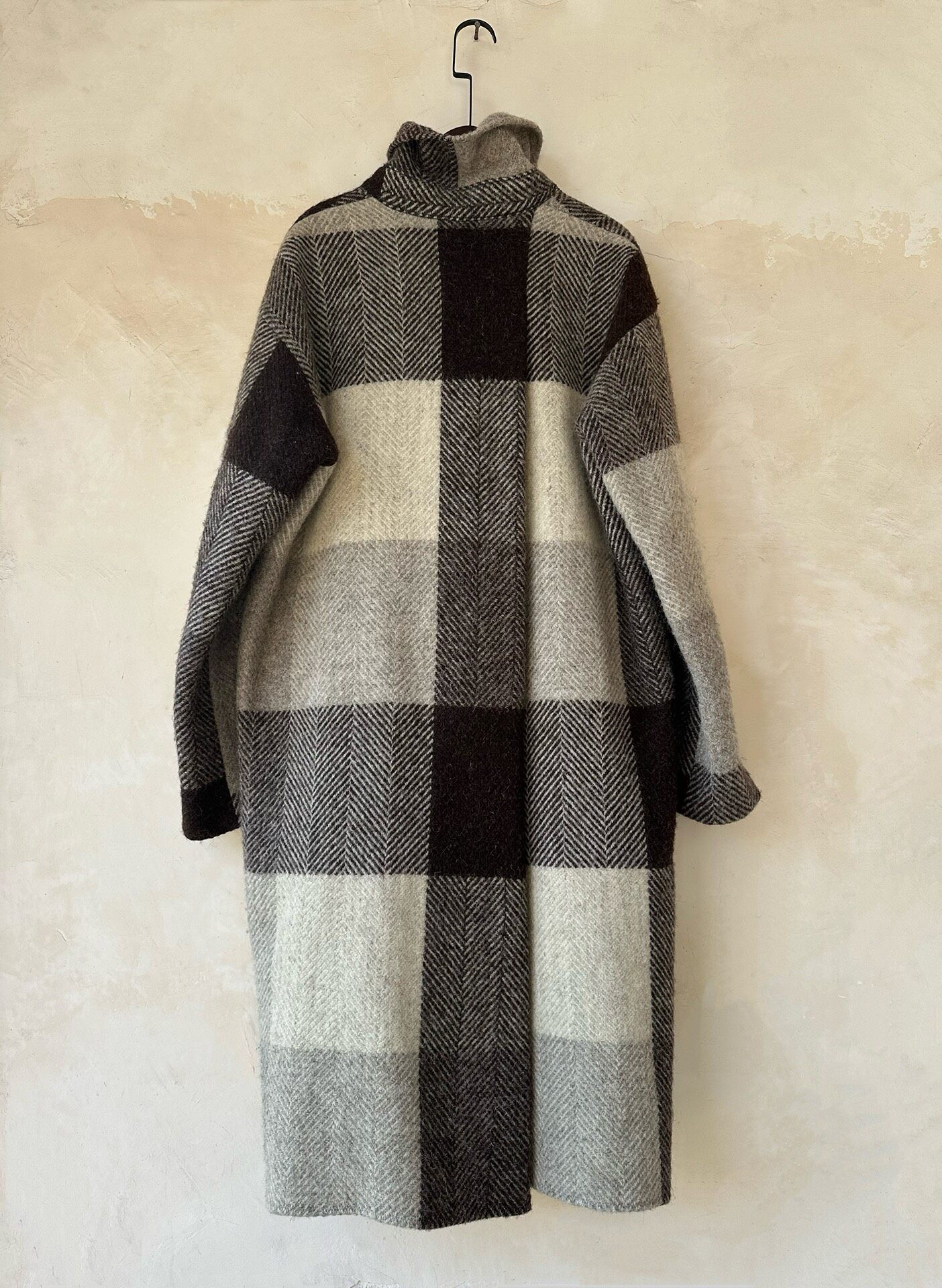 Issey Miyake 1997 Archive Wool Coat — detail