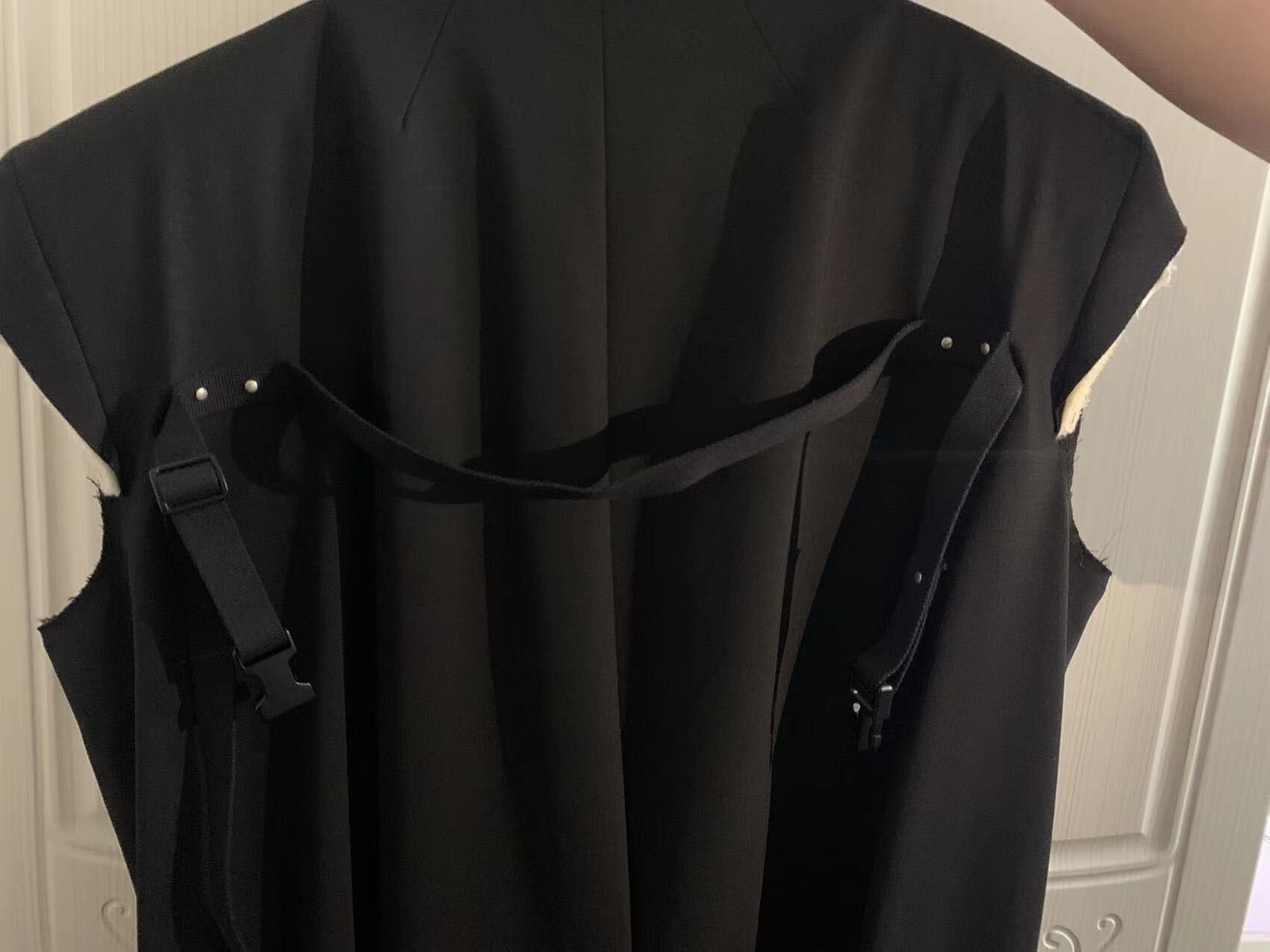 Rick Owens 21FW Gethsemane Sleeveless Coat — back