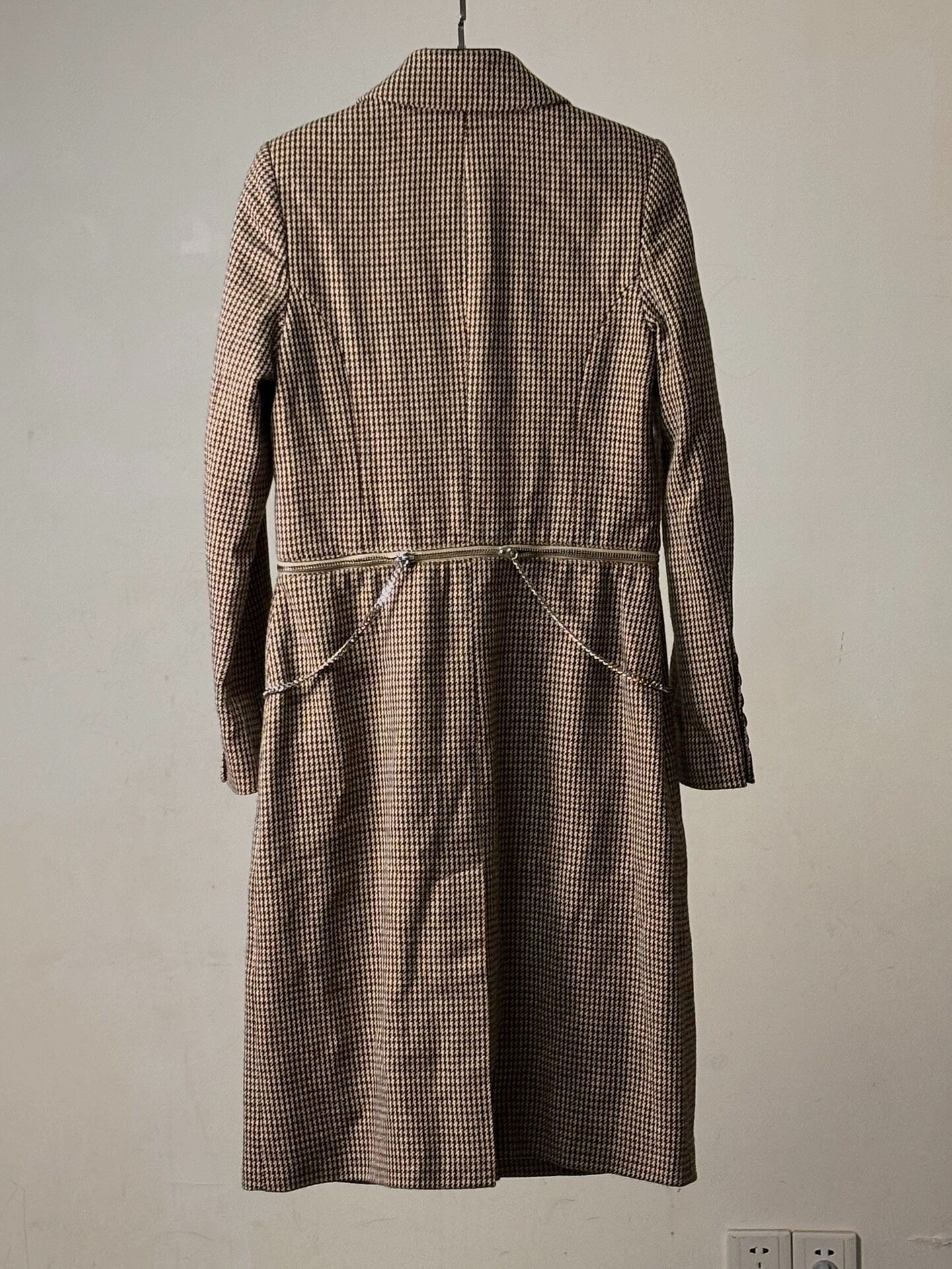 Alexander McQueen F/W12 Houndstooth Wool Zip Coat — label