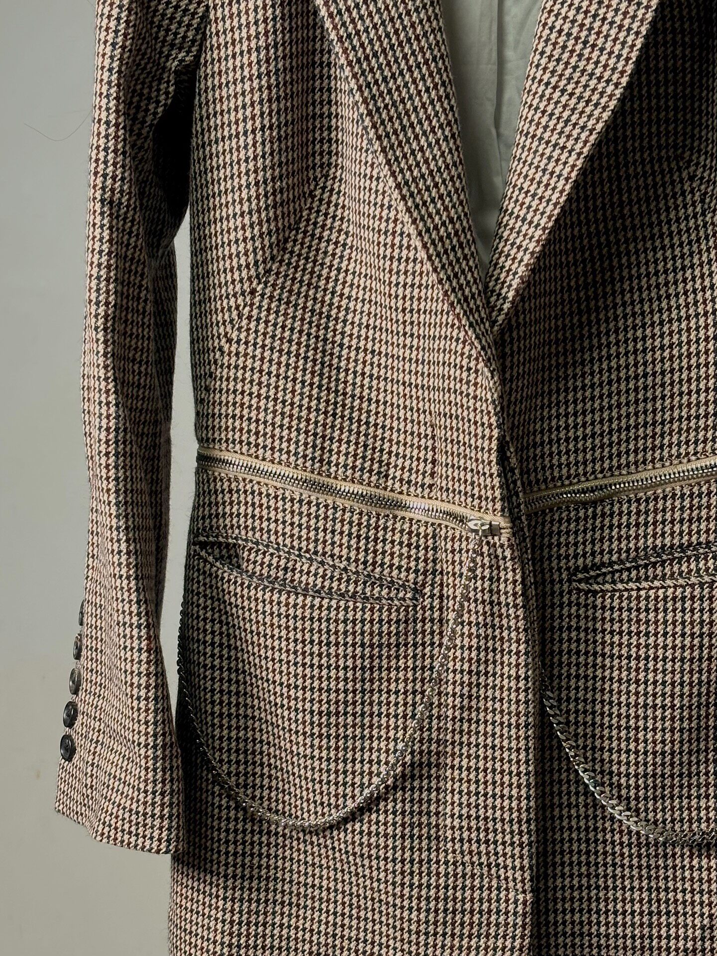 Alexander McQueen F/W12 Houndstooth Wool Zip Coat — front