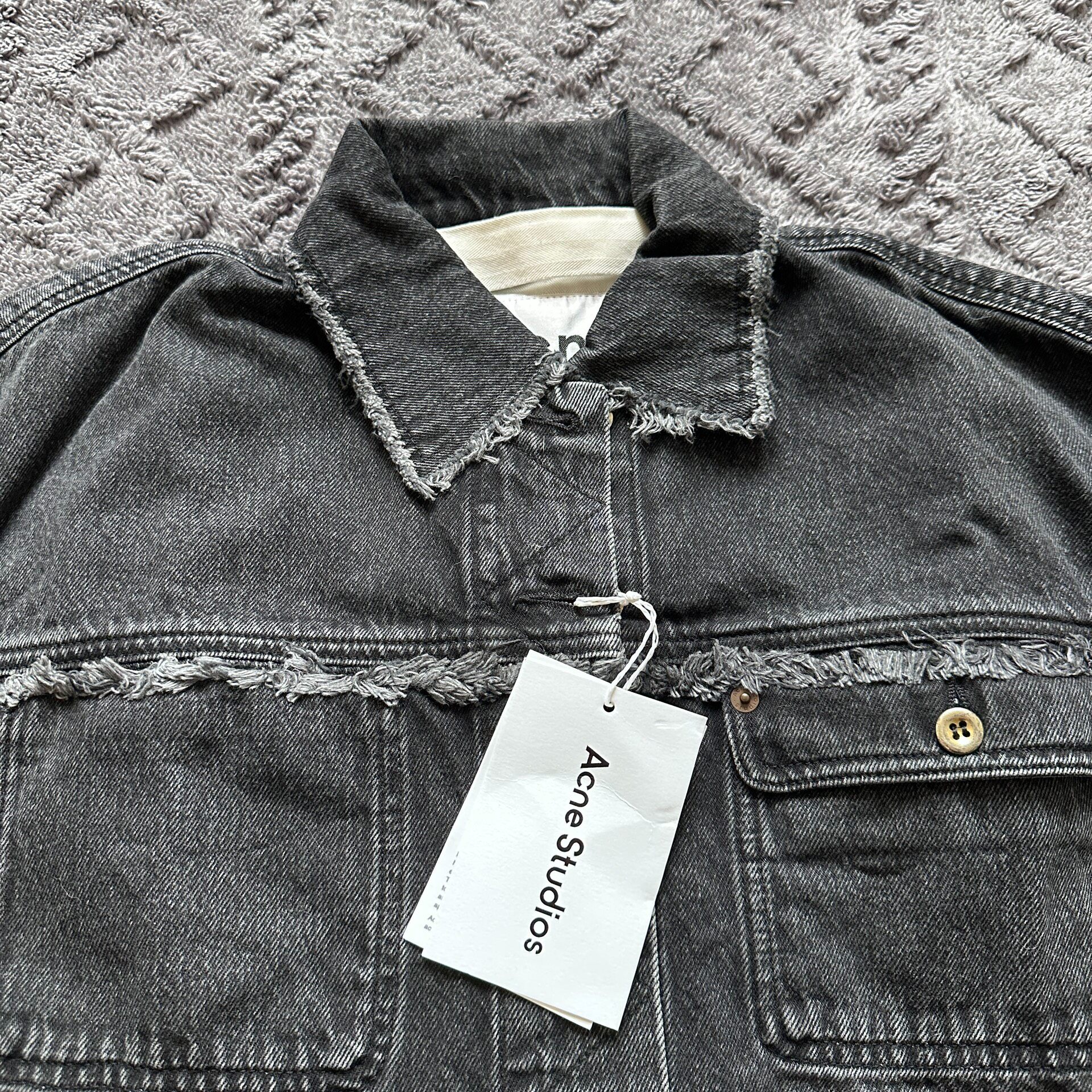 Acne Studios Oversized Denim Jacket — detail