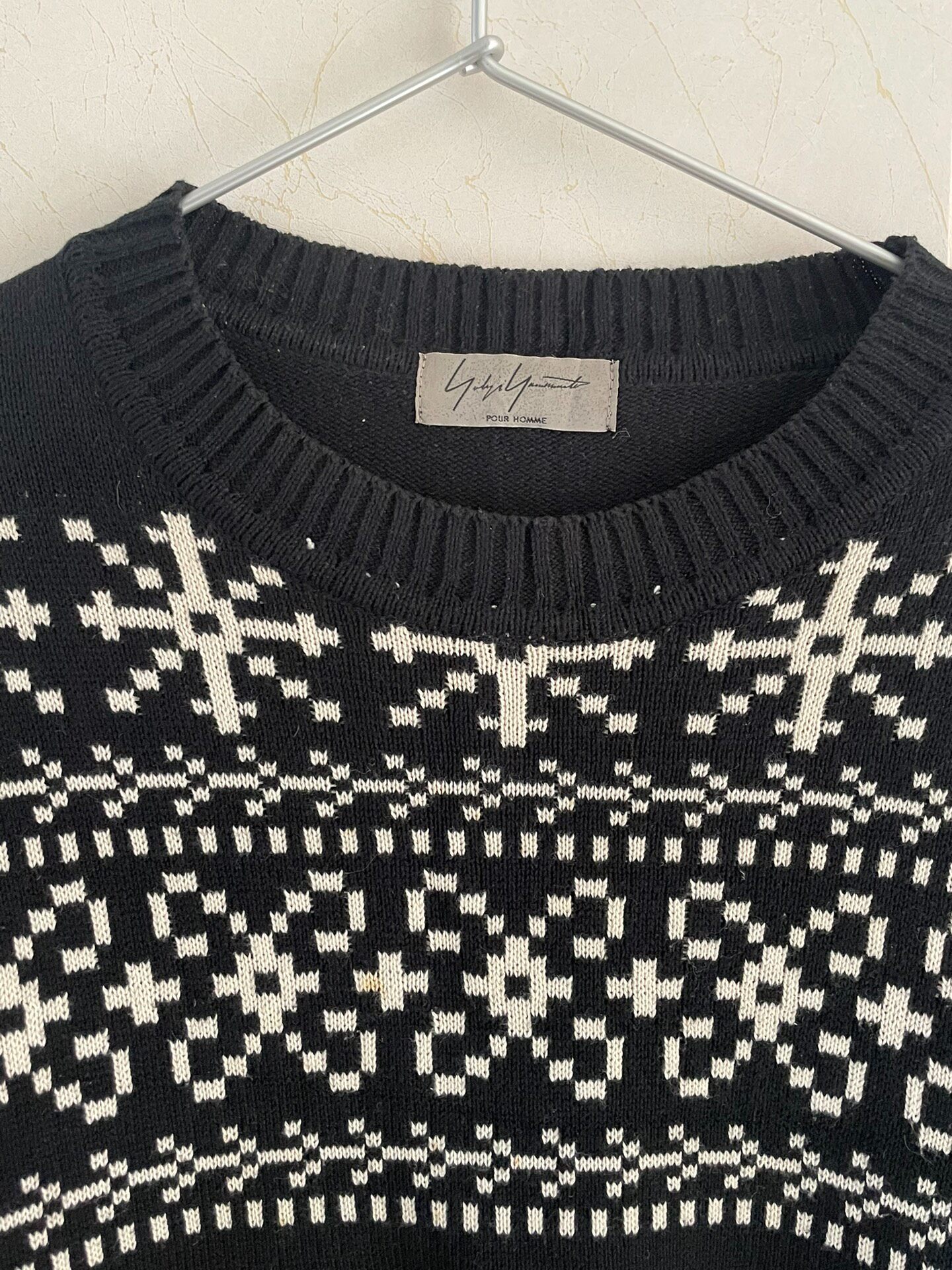 Yohji Yamamoto Black Geometric Sweater — detail
