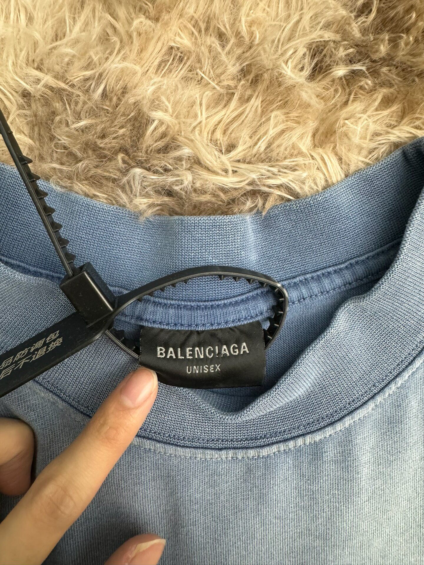 Balenciaga 23FW BERKIND Patch Tee — detail