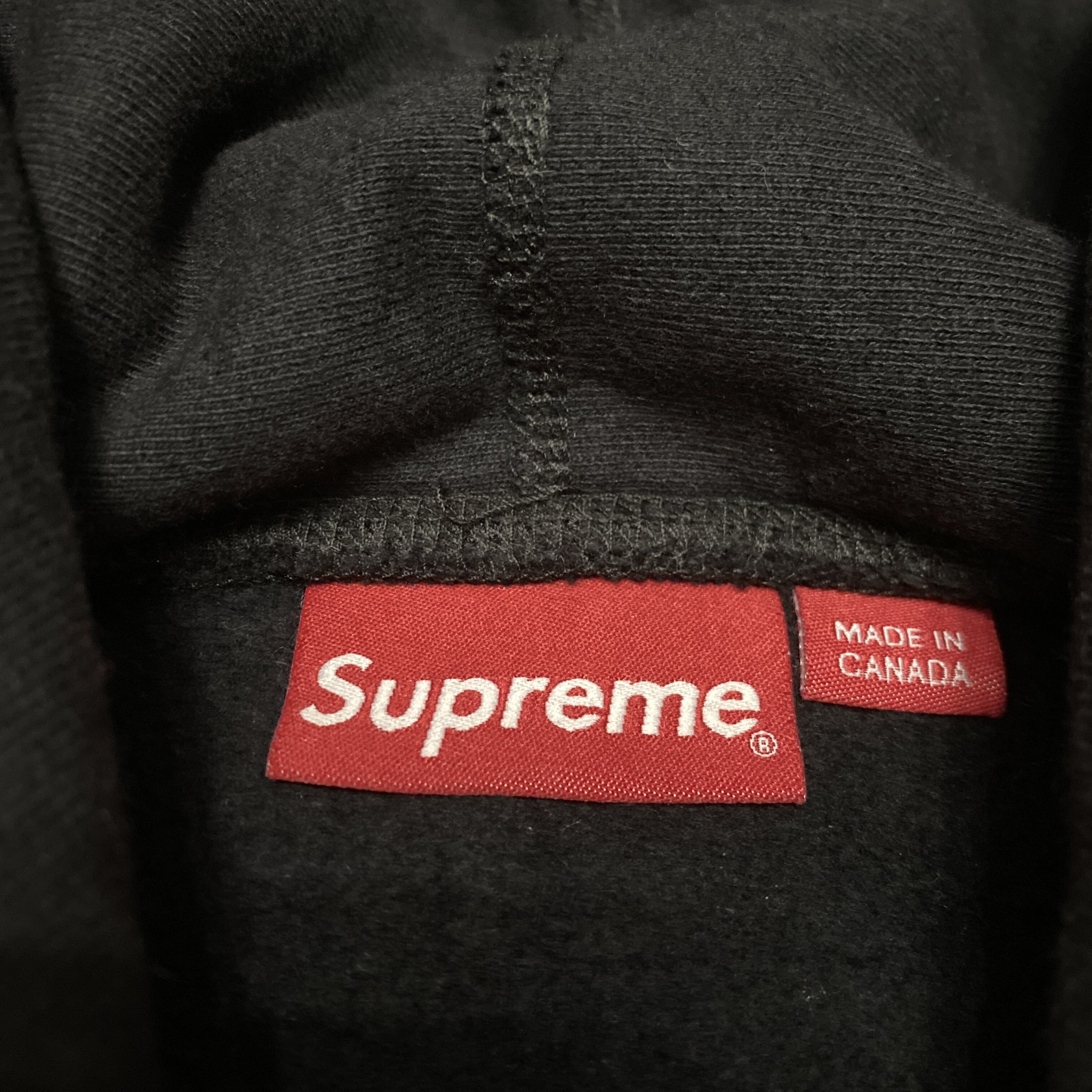 Supreme 17FW BOGO Hoodie — back