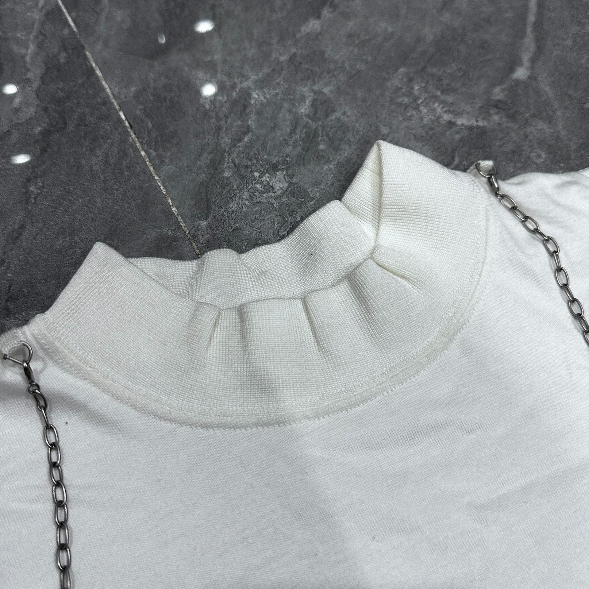 Ambush White Oversized Chain T-Shirt — detail