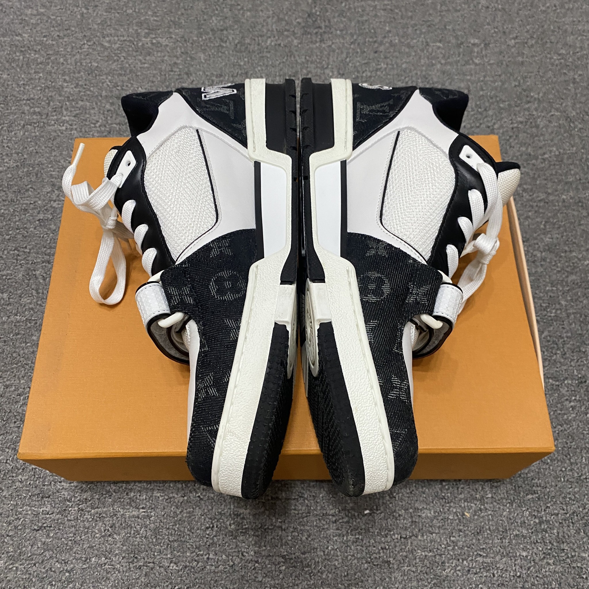 Louis Vuitton Black White Trainer Sneakers — back