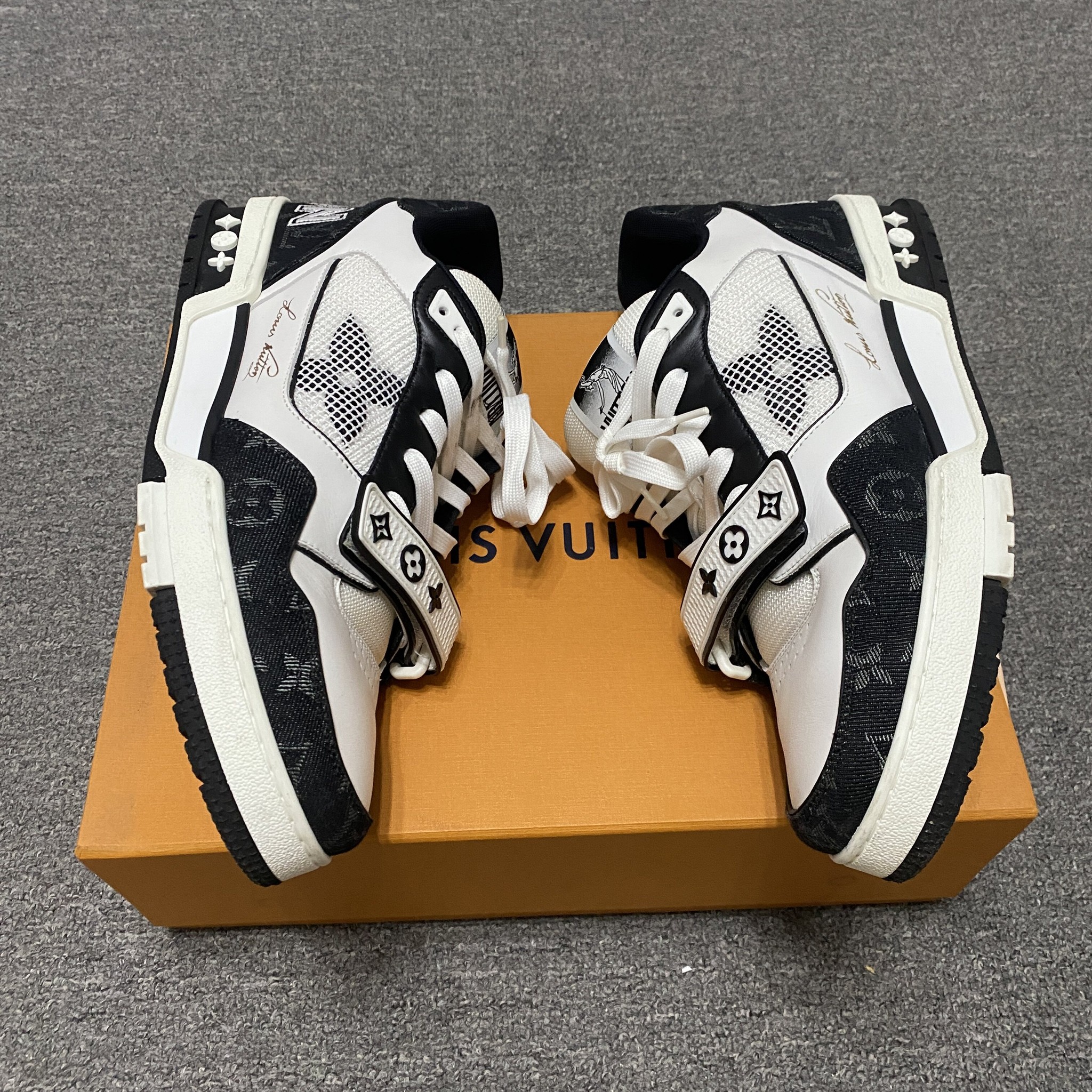 Louis Vuitton Black White Trainer Sneakers — label