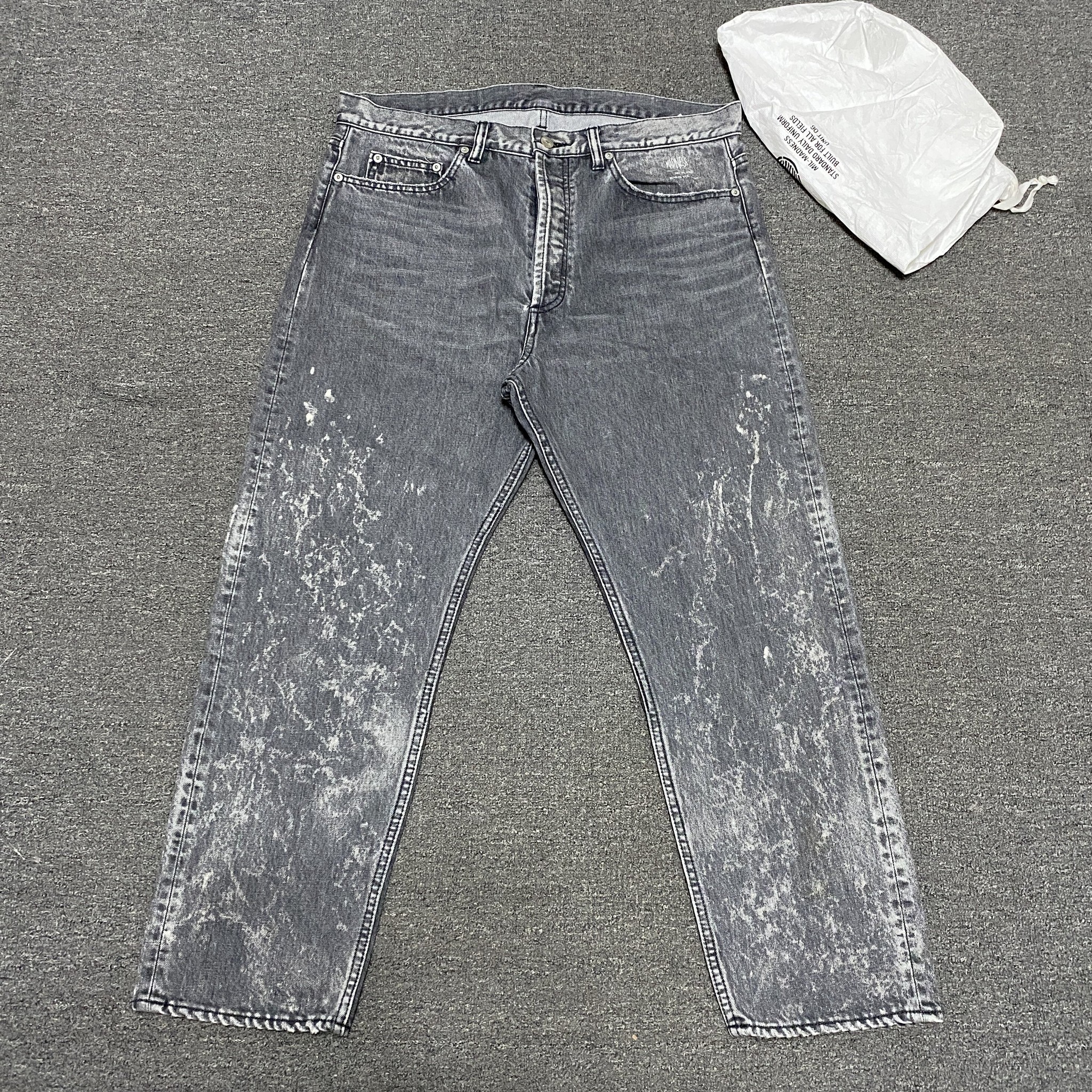 MADNESS 22AW Gray Snowflake Denim Pants