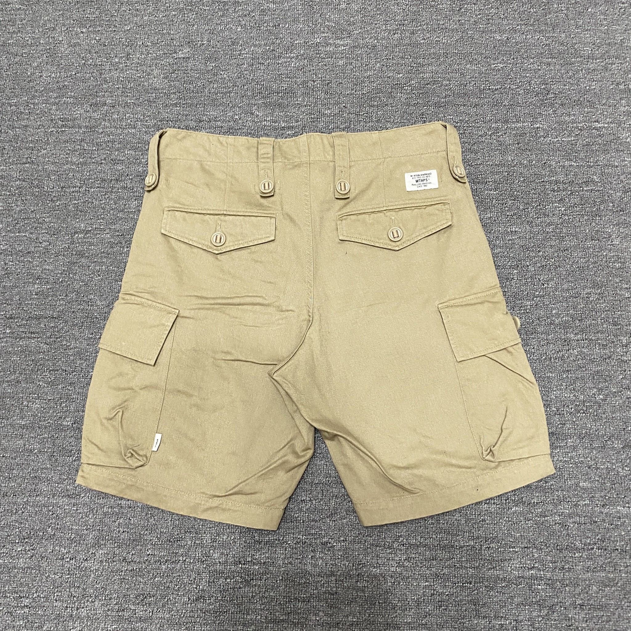 WTAPS 18SS Cargo Shorts — front