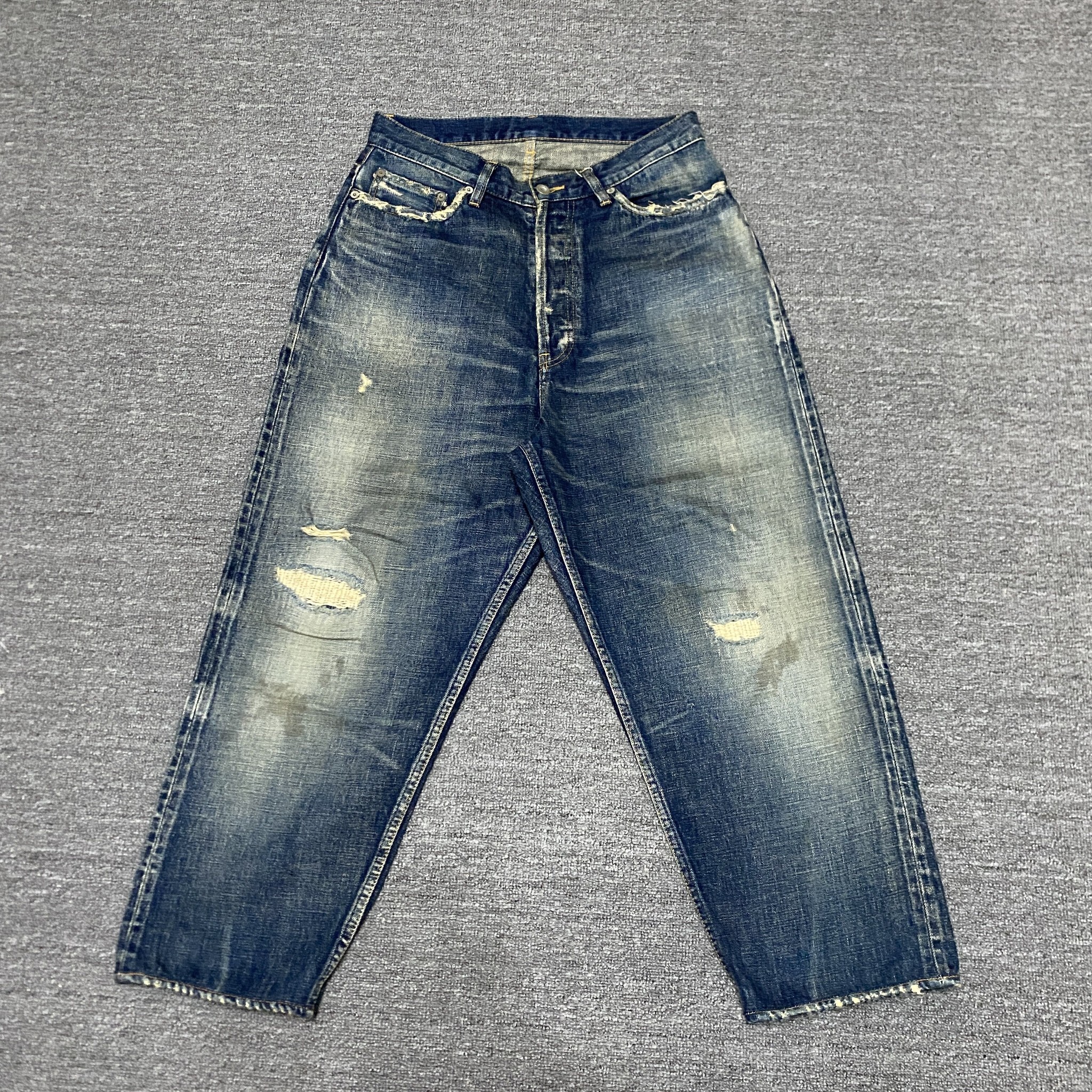 MADNESS 21AW Distressed Denim Jeans