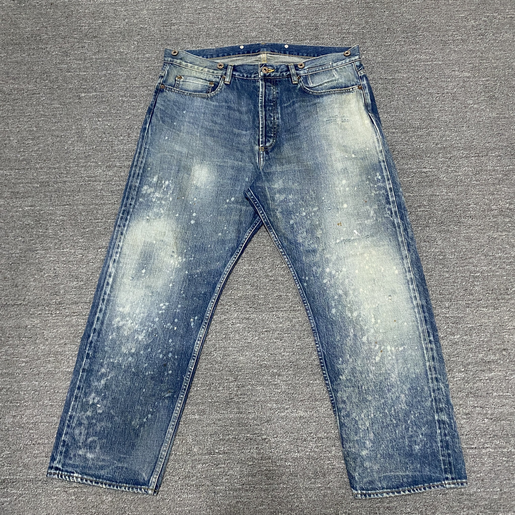 MADNESS 23AW Acid Wash Denim Jeans