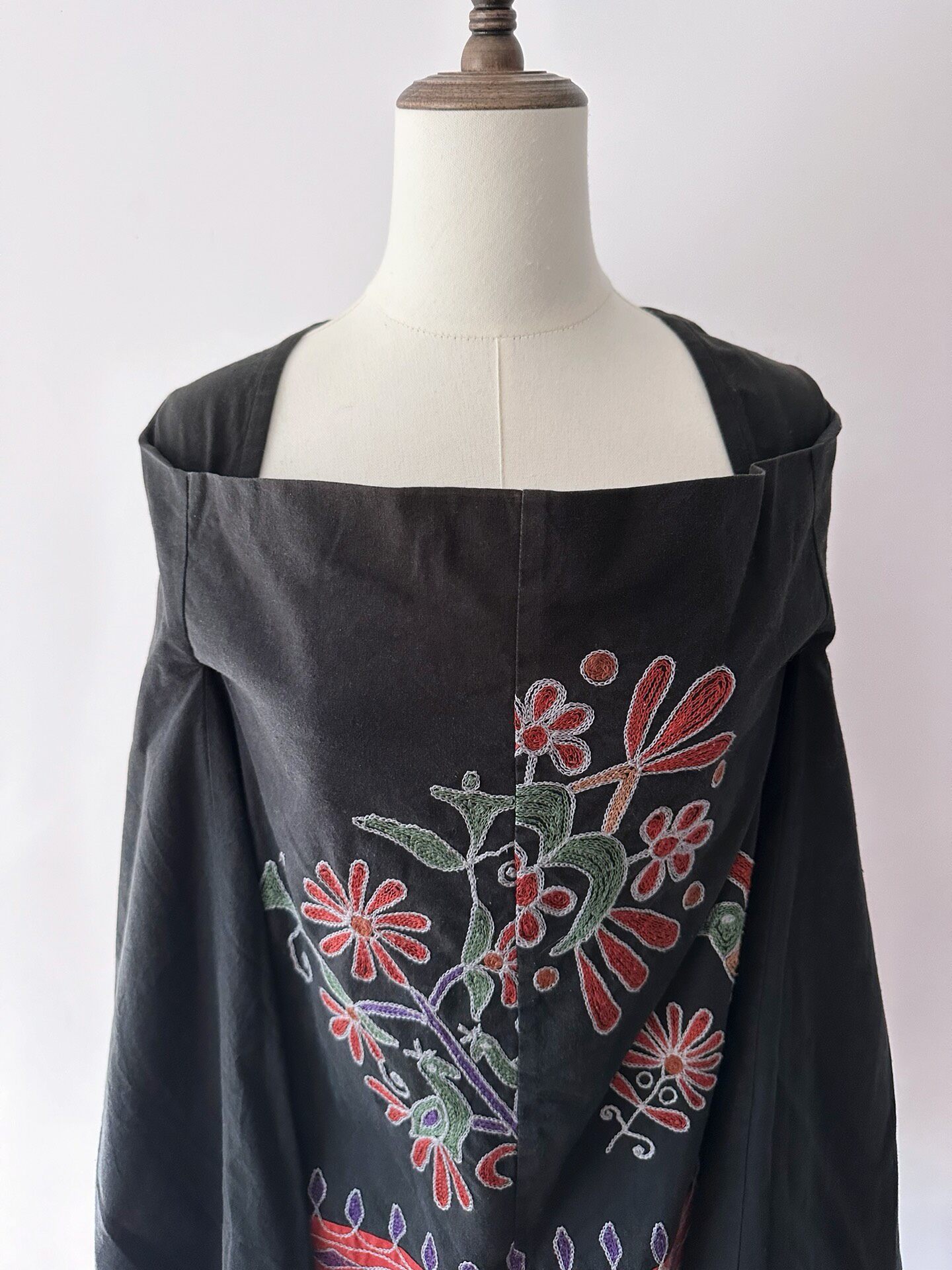Comme des Garçons Tricot 1996 Embroidered Top — detail