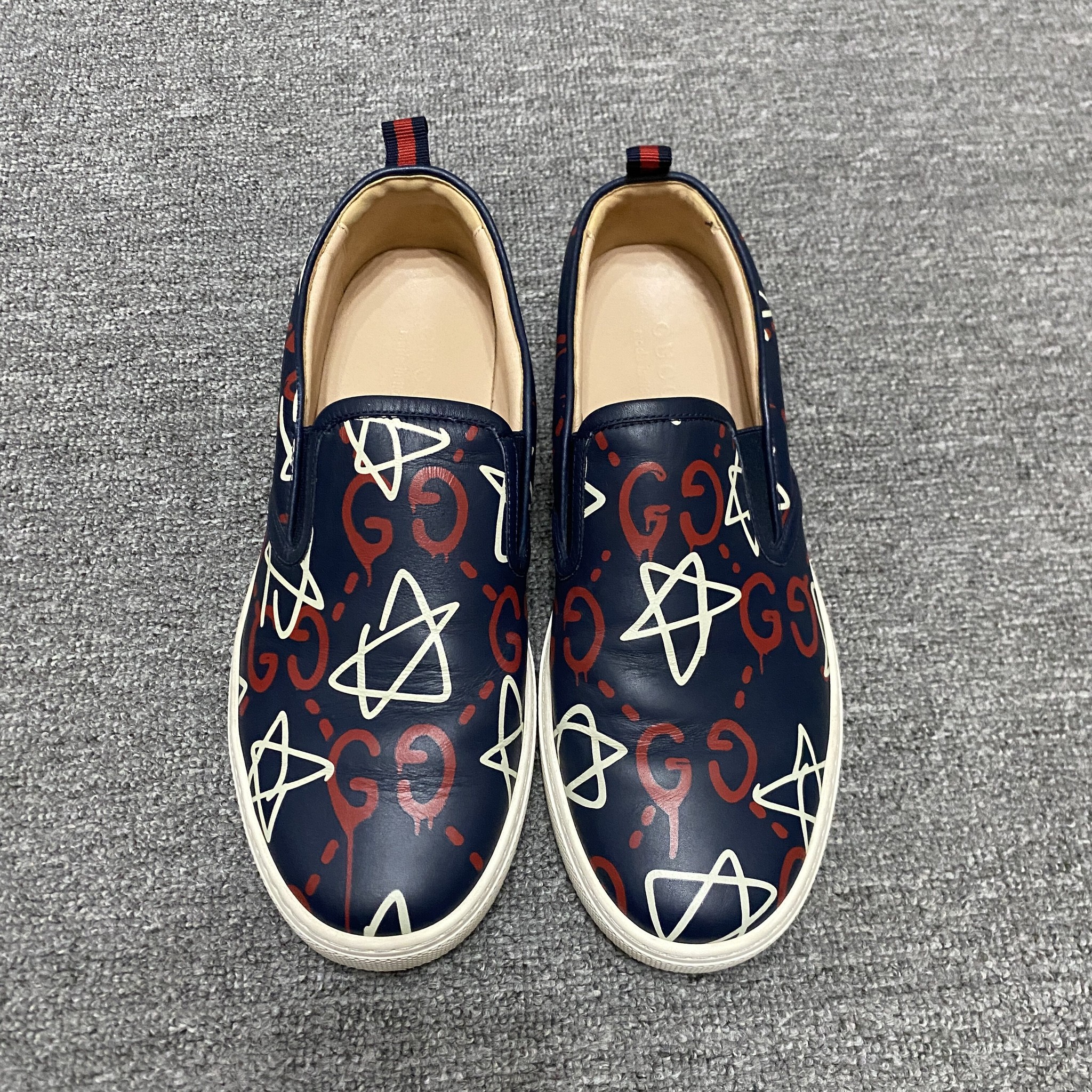 Gucci Blue Star Slip-on Sneakers — detail
