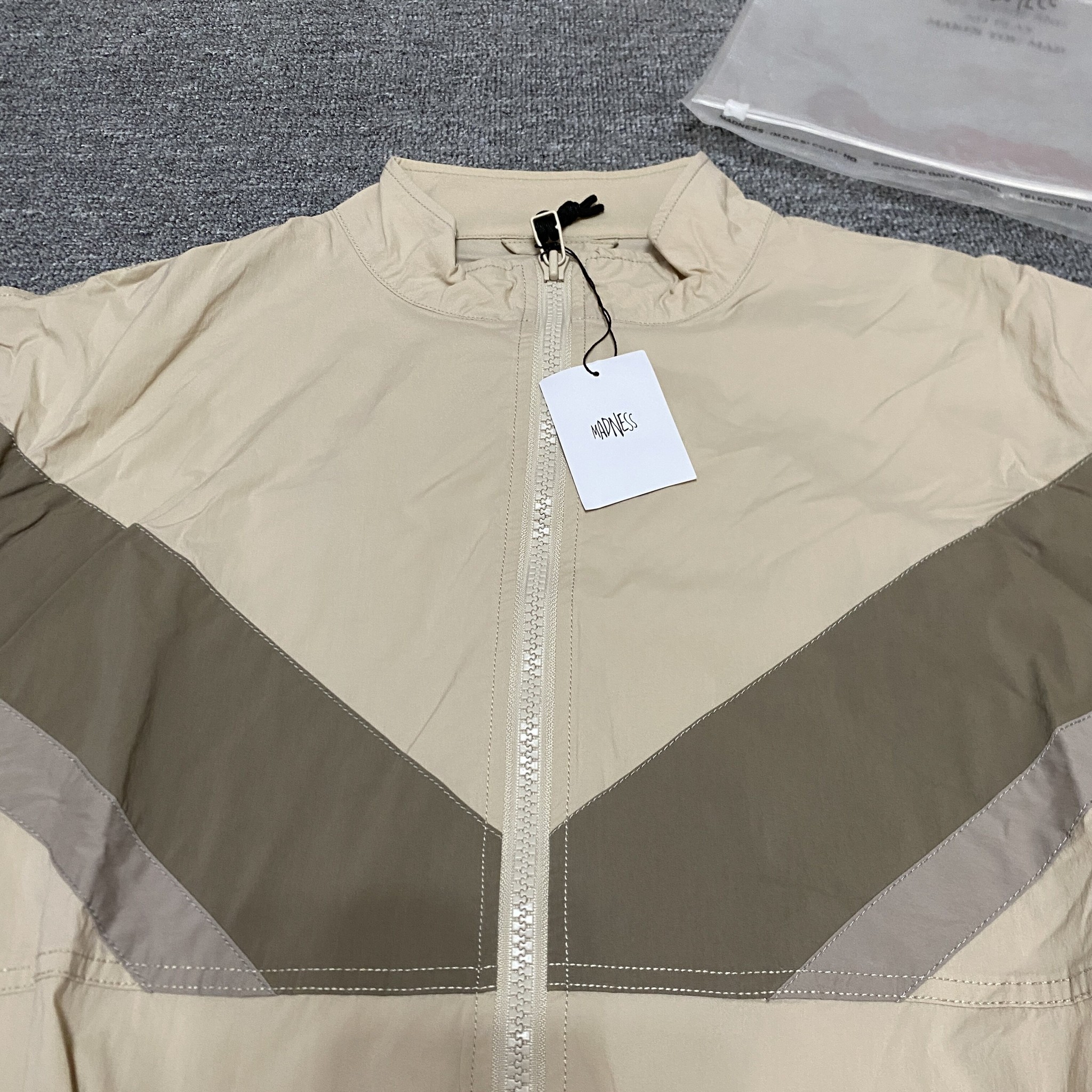 MADNESS 23SS Spliced Zip Jacket — back