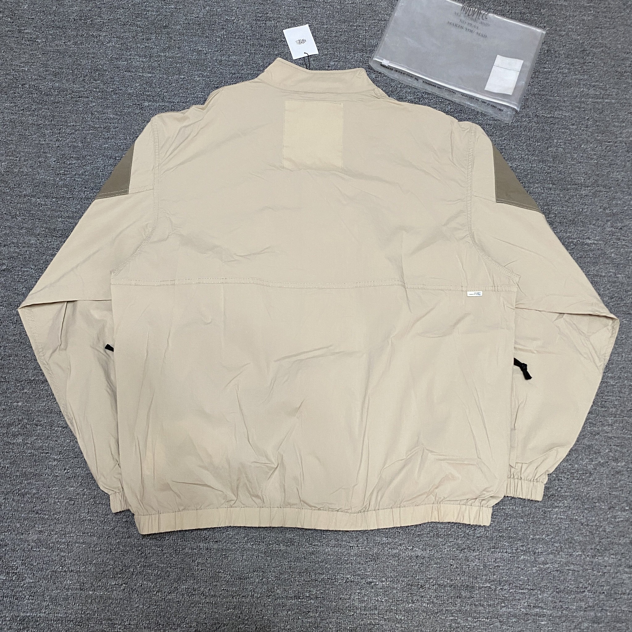 MADNESS 23SS Spliced Zip Jacket — detail