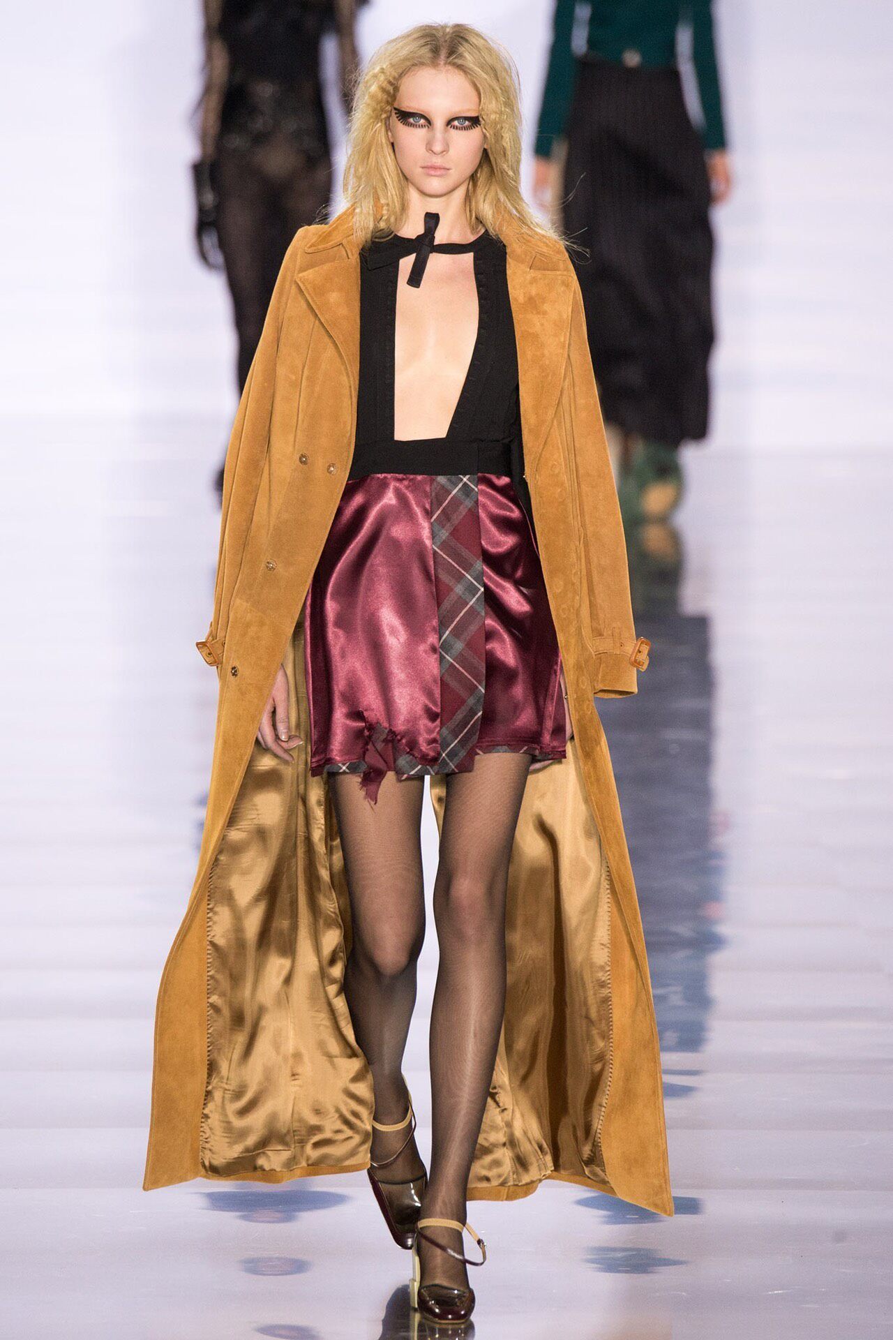 Maison Margiela F/W15 Camel Suede Coat — detail