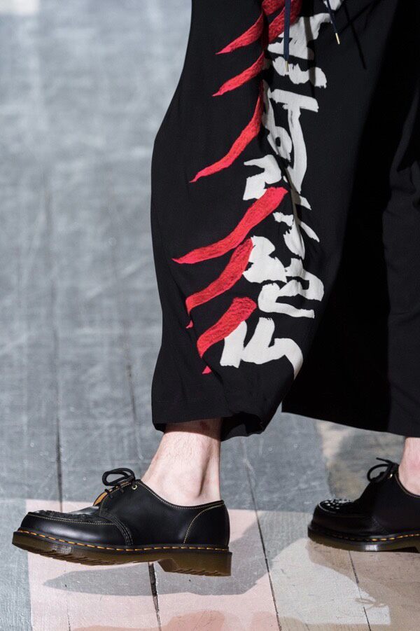 Yohji Yamamoto 18ss Wide-Leg Pants — detail