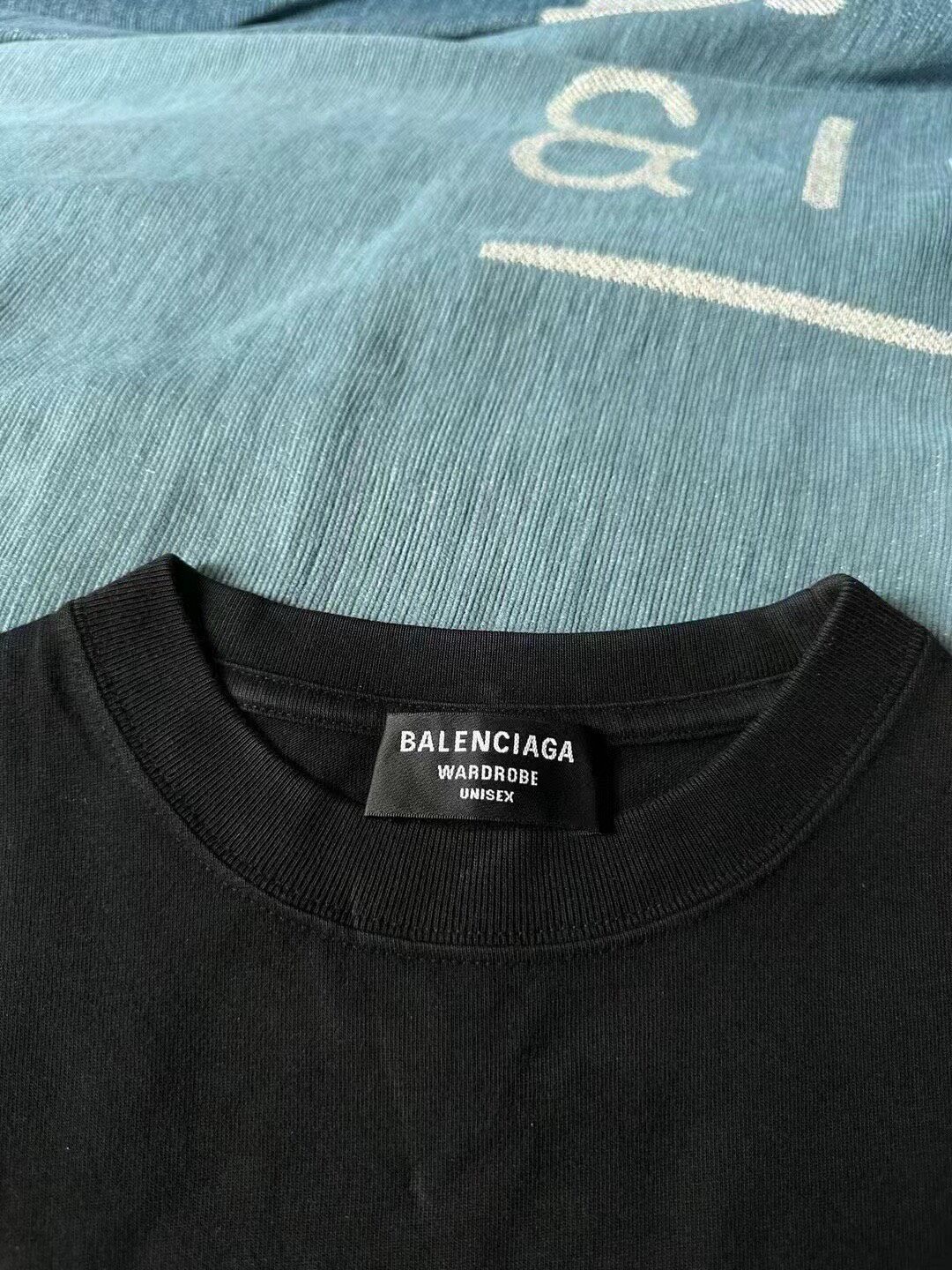 Balenciaga Black Short Sleeve Arrow Tee — detail