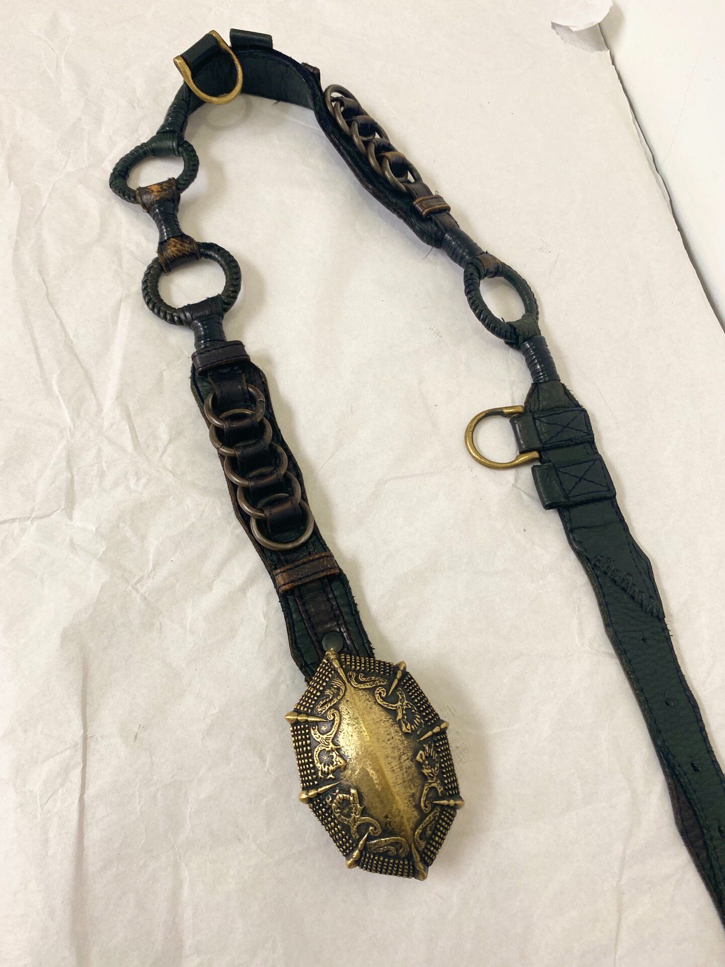 Kmrii Black Leather Belt Brass Buckle — detail