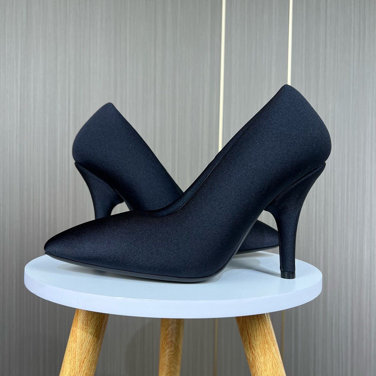 Balenciaga Runway Minnie High Heels — front