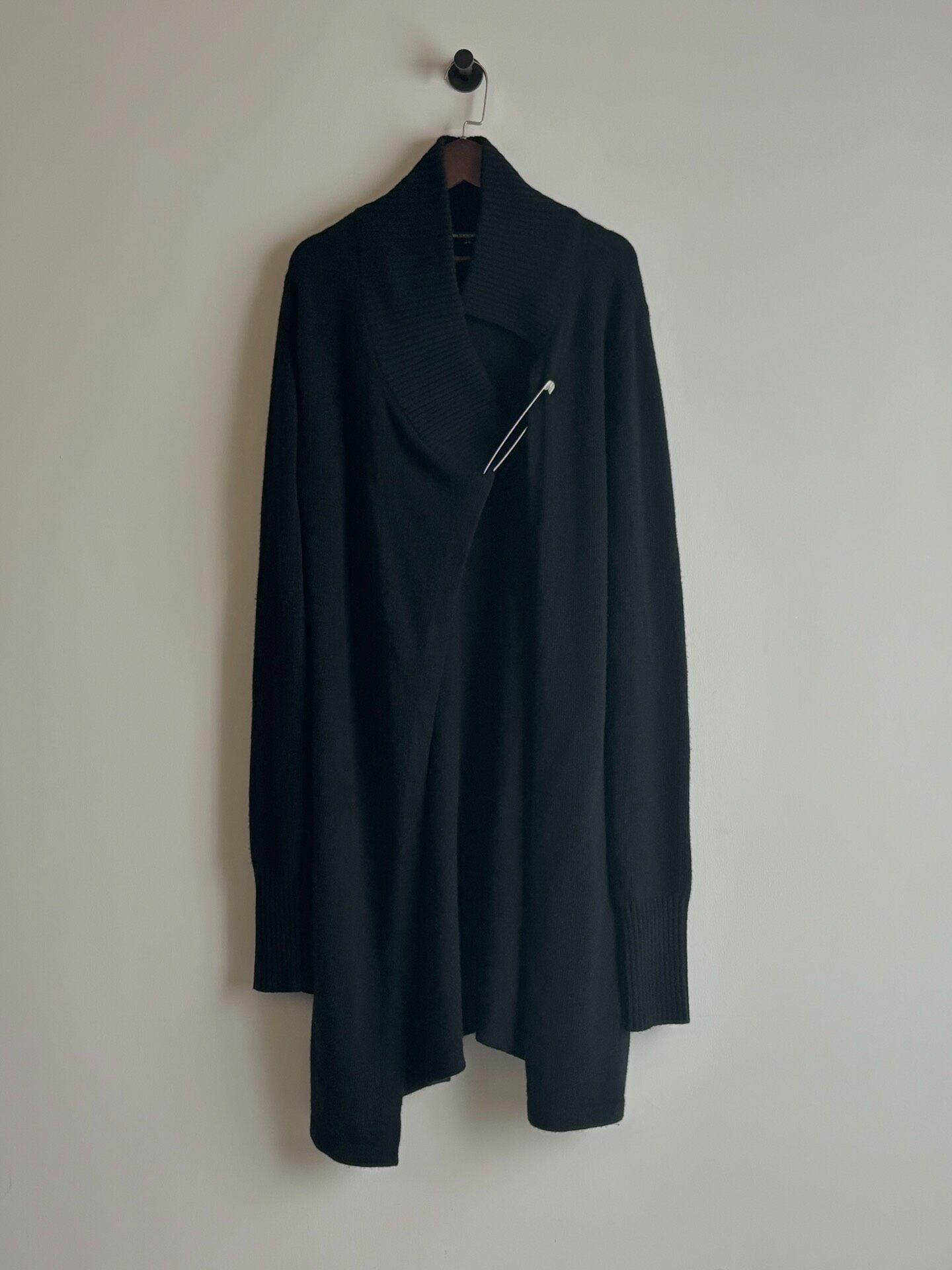 Ann Demeulemeester Paperclip Wool Coat — detail