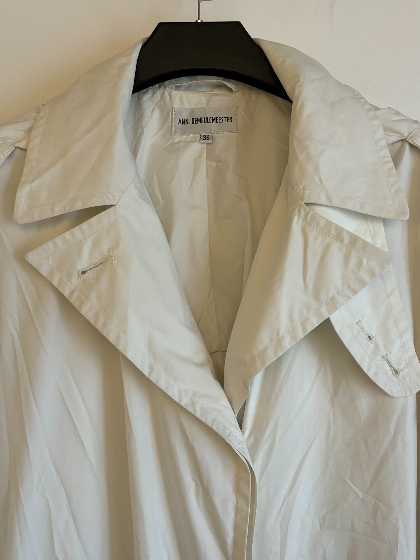 Ann Demeulemeester Wrap Collar Trench Coat — detail