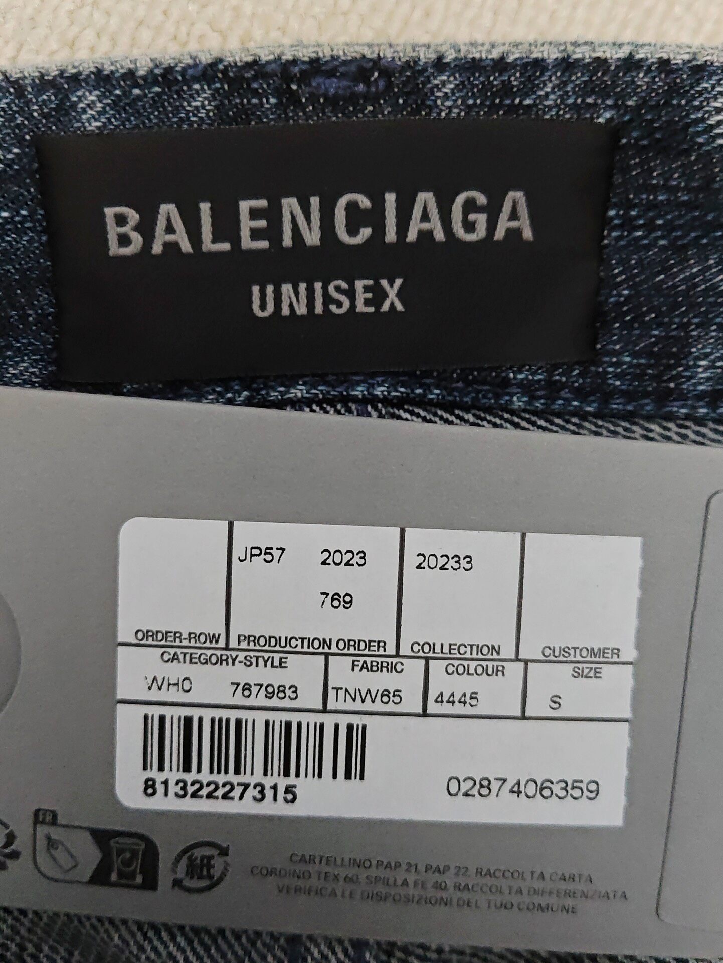 Balenciaga 23Winter Deconstructed Jeans — label