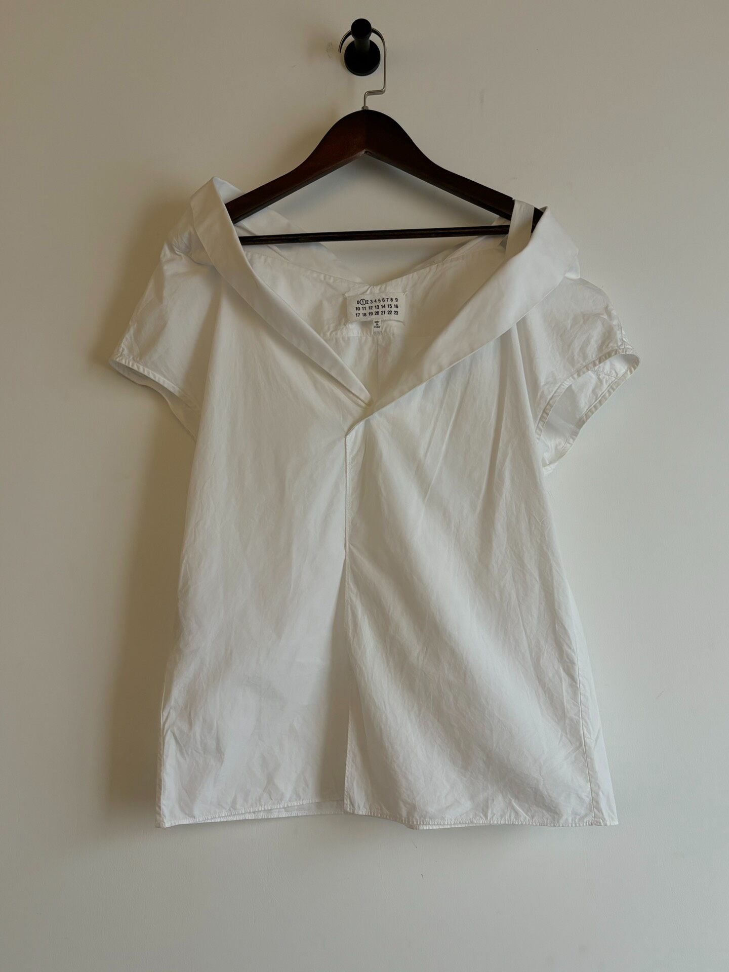 Maison Martin Margiela S/S15 Extended Collar Shirt — detail