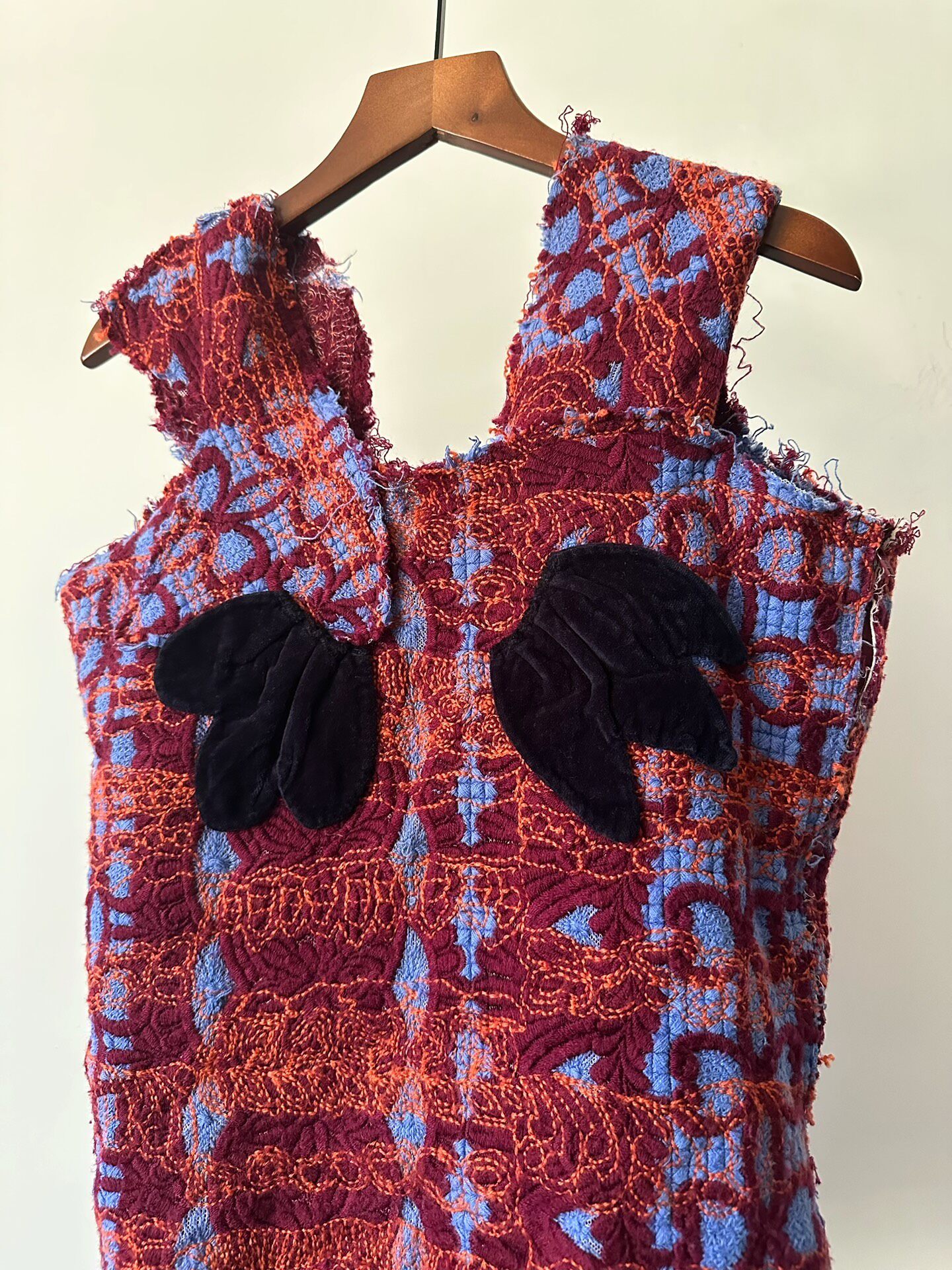 Comme des Garçons Sleeveless Top — detail