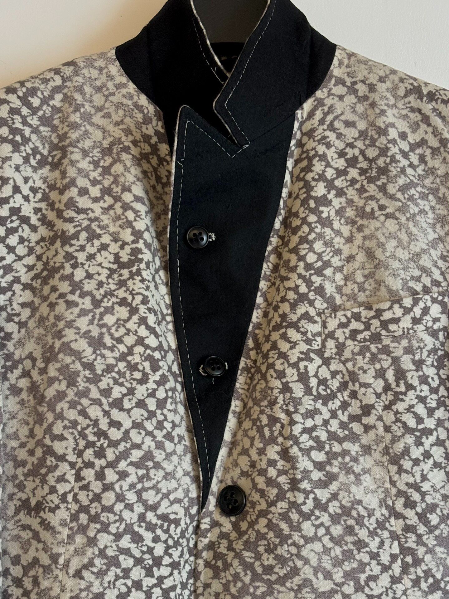 Ann Demeulemeester AW2006 Distressed Wool Blazer — label