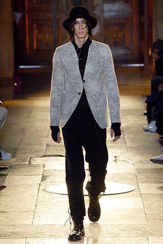 Ann Demeulemeester AW2006 Distressed Wool Blazer — detail