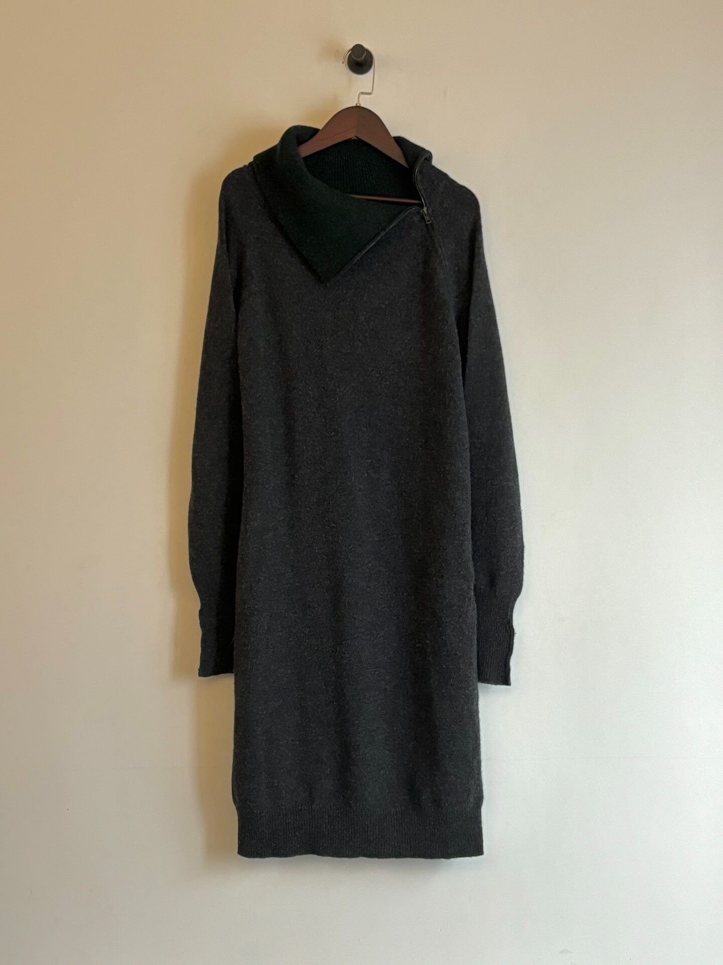 Maison Martin Margiela 2013 Side Zip Wool Dress — detail
