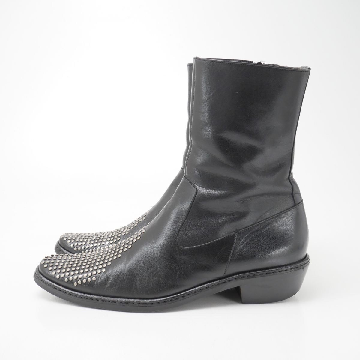 Yohji Yamamoto Black Leather Boots — detail
