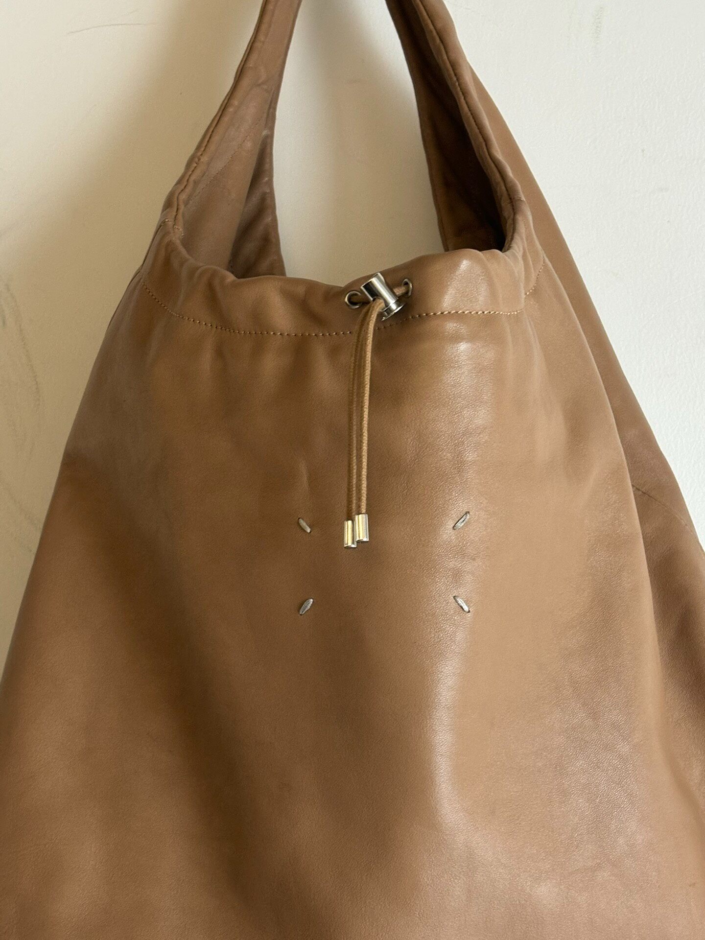 Maison Martin Margiela 2015 Caramel Hobo Bag — detail