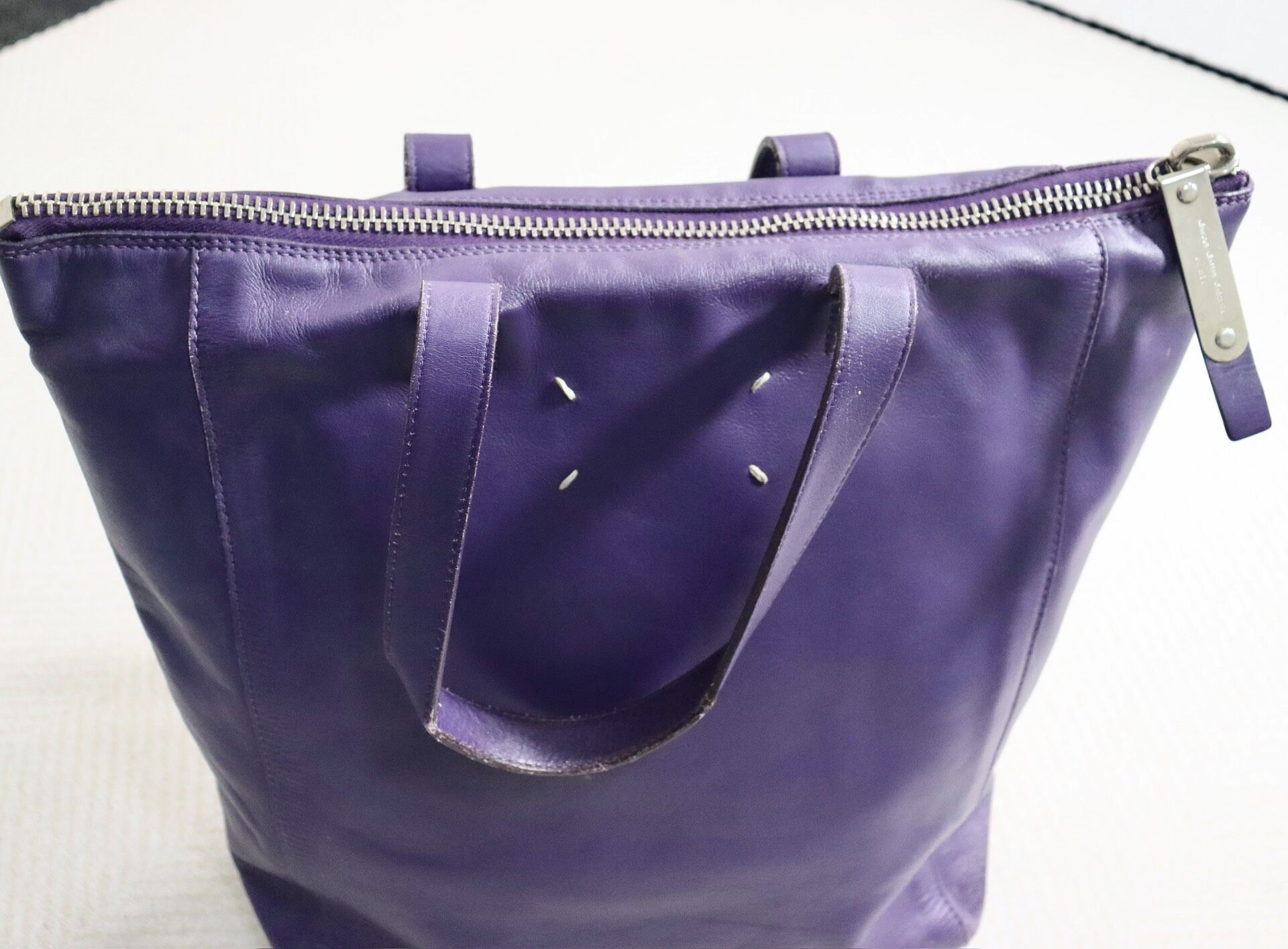Maison Margiela Violet Leather Tote Bag — detail