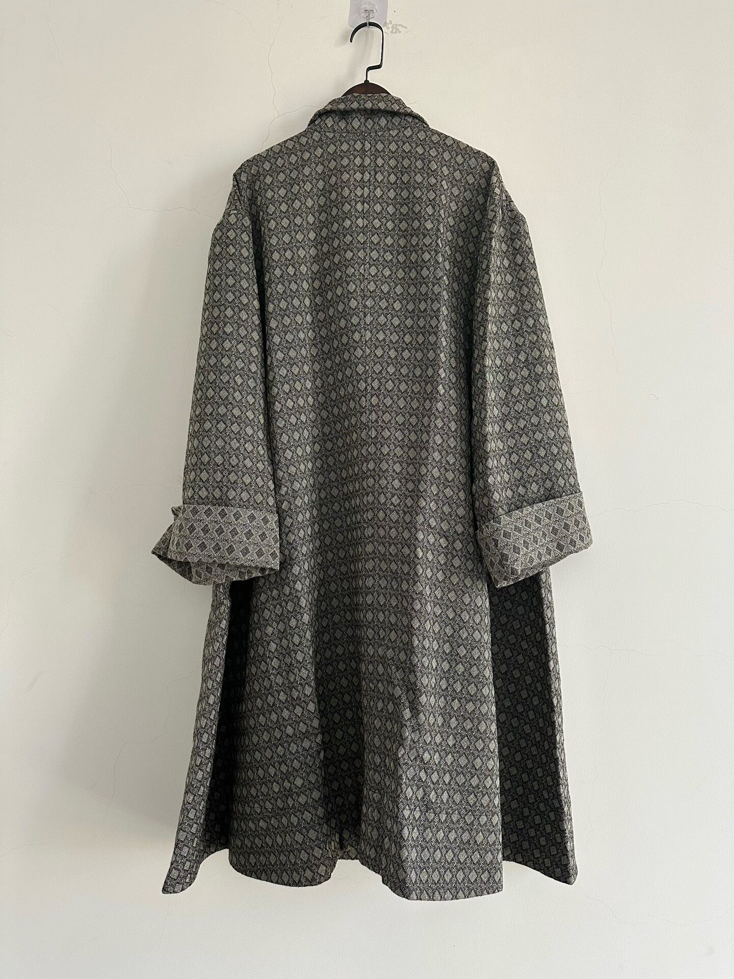 Y’s 1980s Oversized Wool Coat — detail