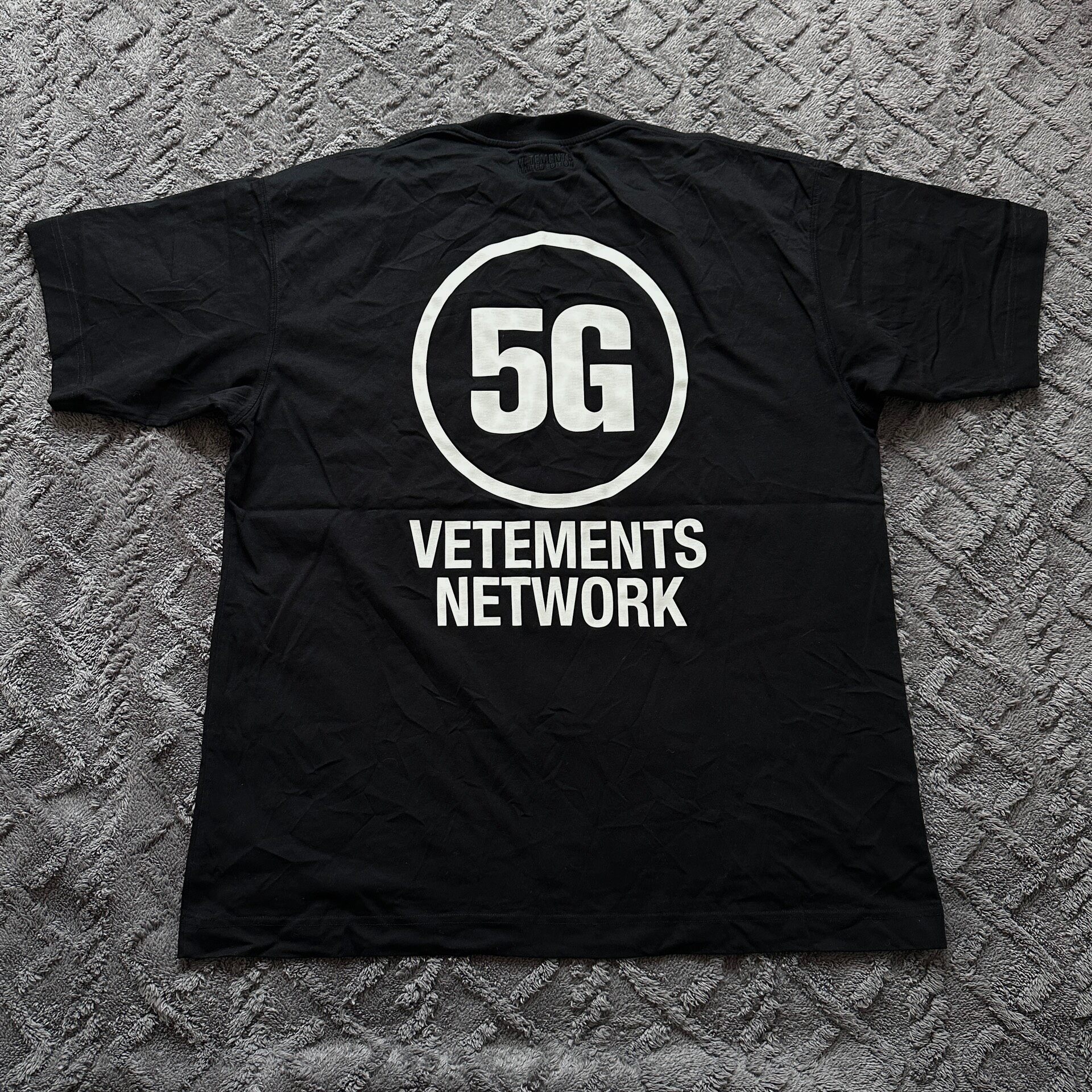 Vetements 5G Network Short Sleeve Tee