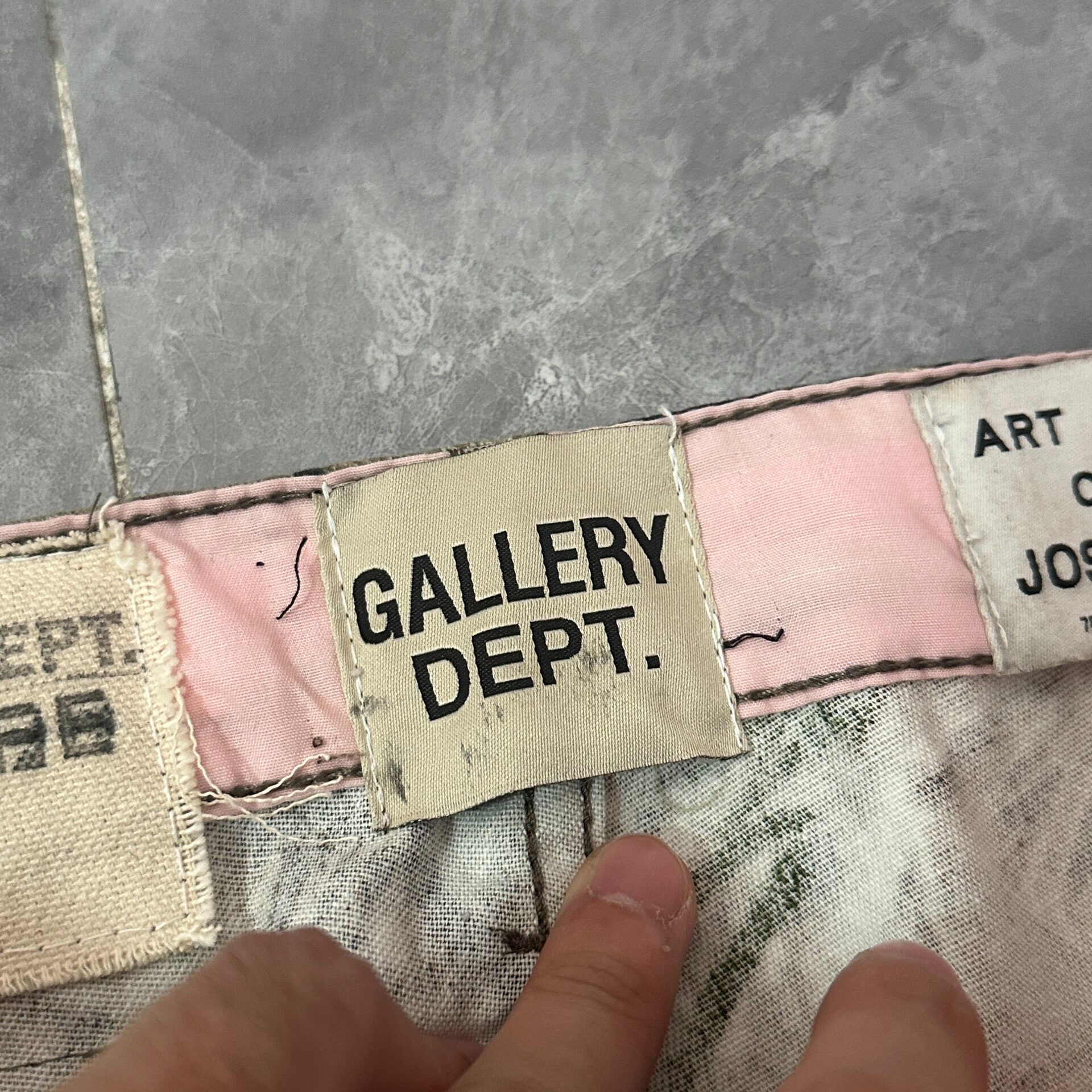 Gallery Dept Flared Tree Camo Cargo Pants — detail