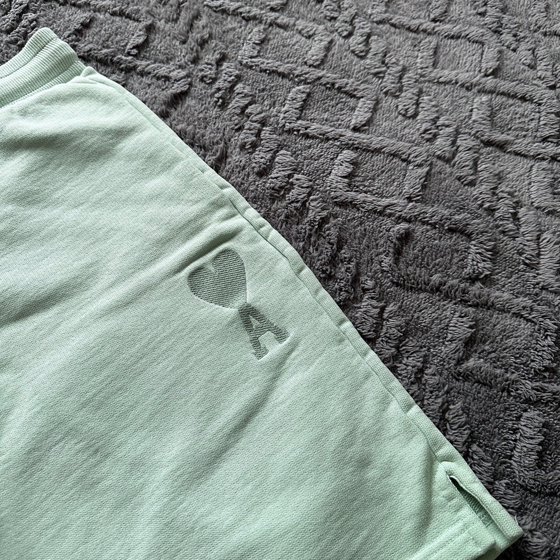AMI Paris Mint Green Heart Embroidery Shorts — detail