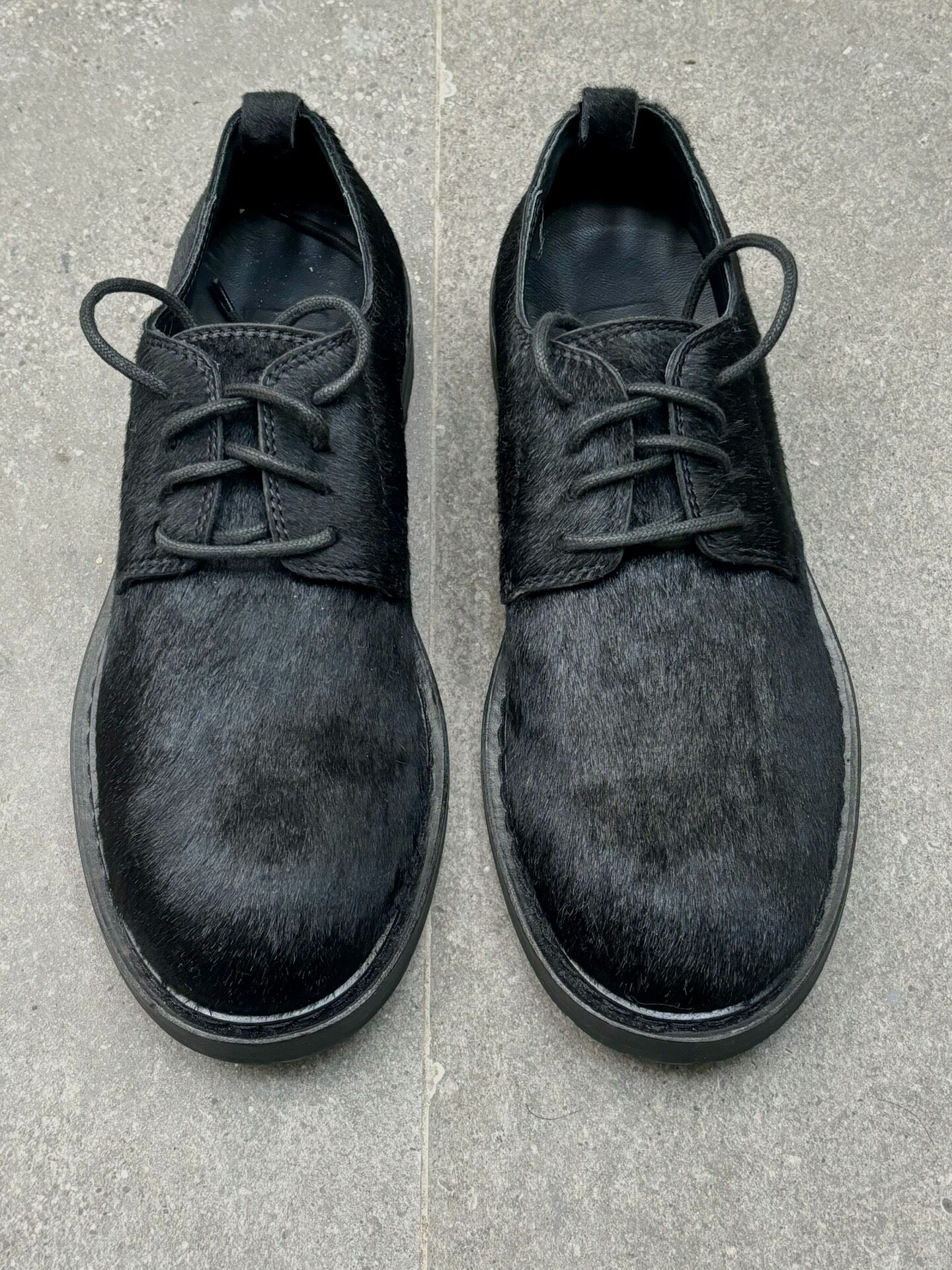 Ann Demeulemeester Horsehair Derby Shoes — detail