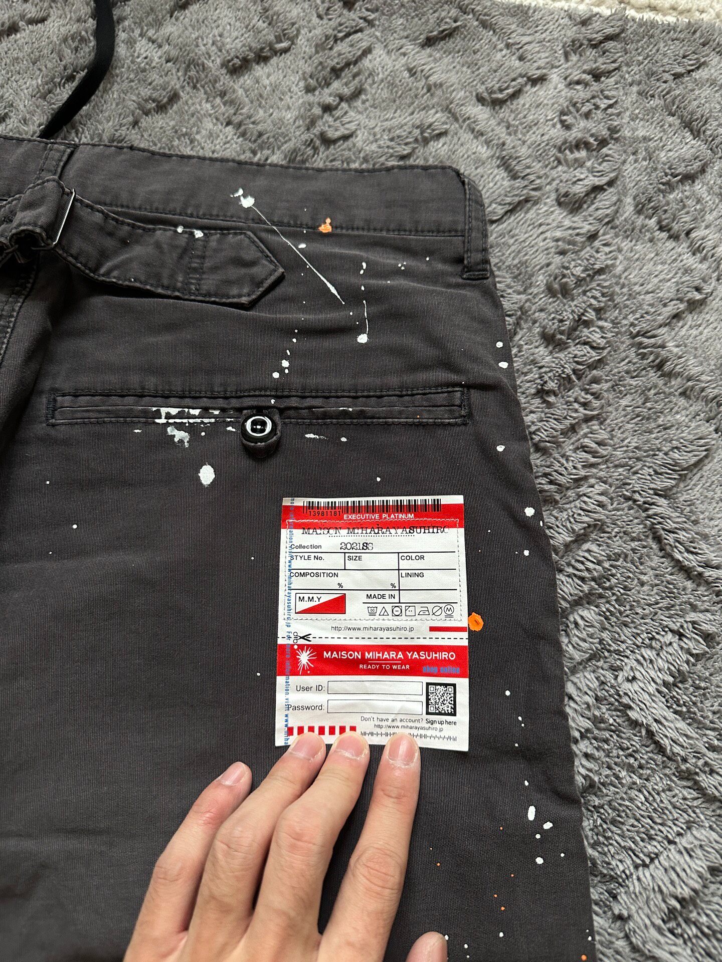 Maison Mihara Yasuhiro Paint Splatter Striped Pants — label